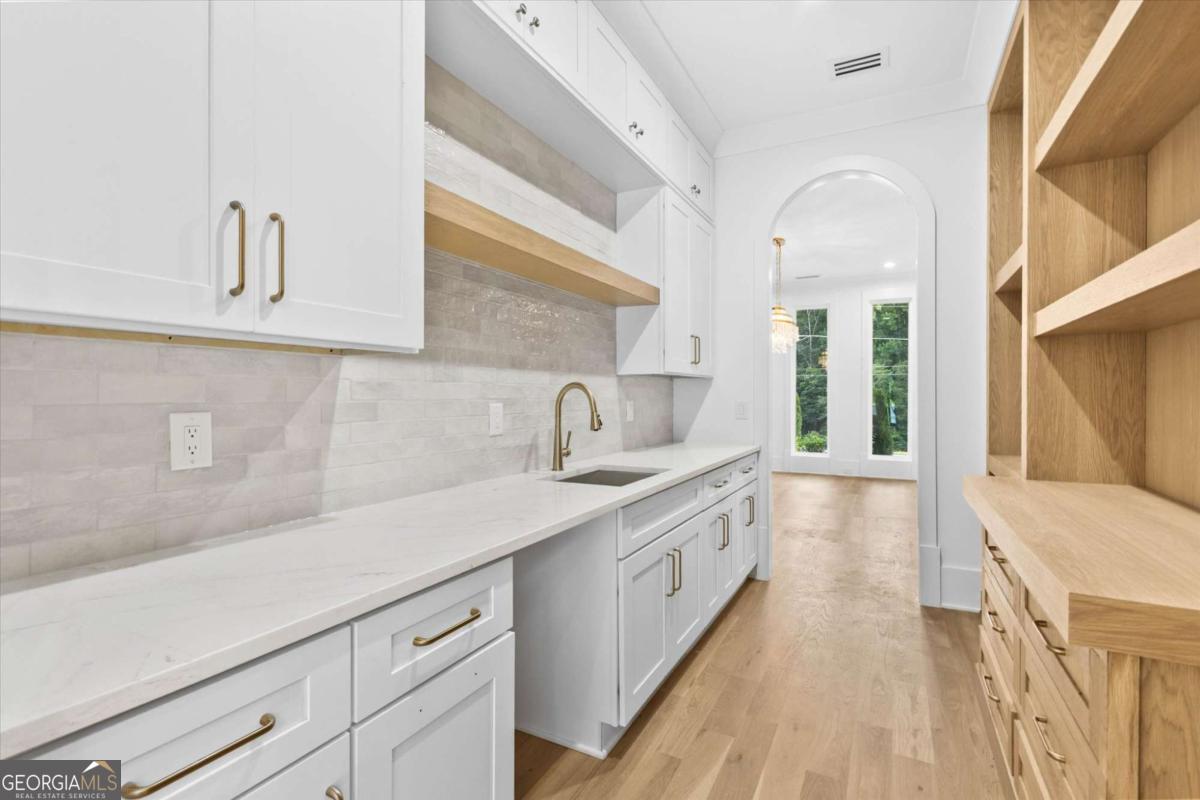 681 Old Peachtree Road Property Photo 16