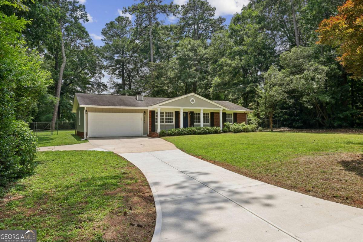 4045 Cimarron Drive Property Photo 1