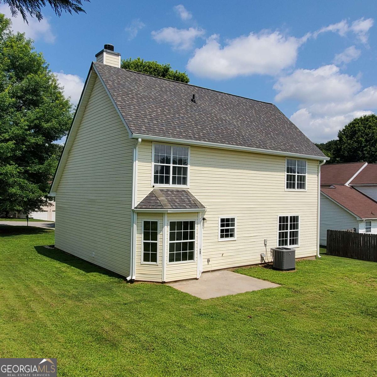 833 Kendall Park Drive Property Photo 7