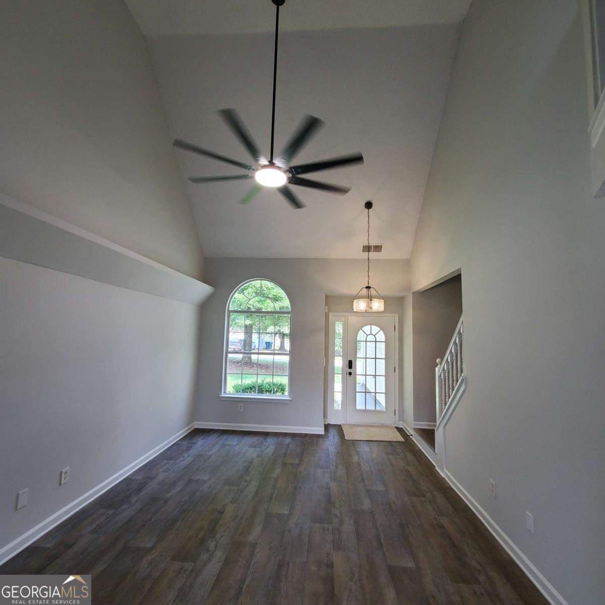 833 Kendall Park Drive Property Photo 14