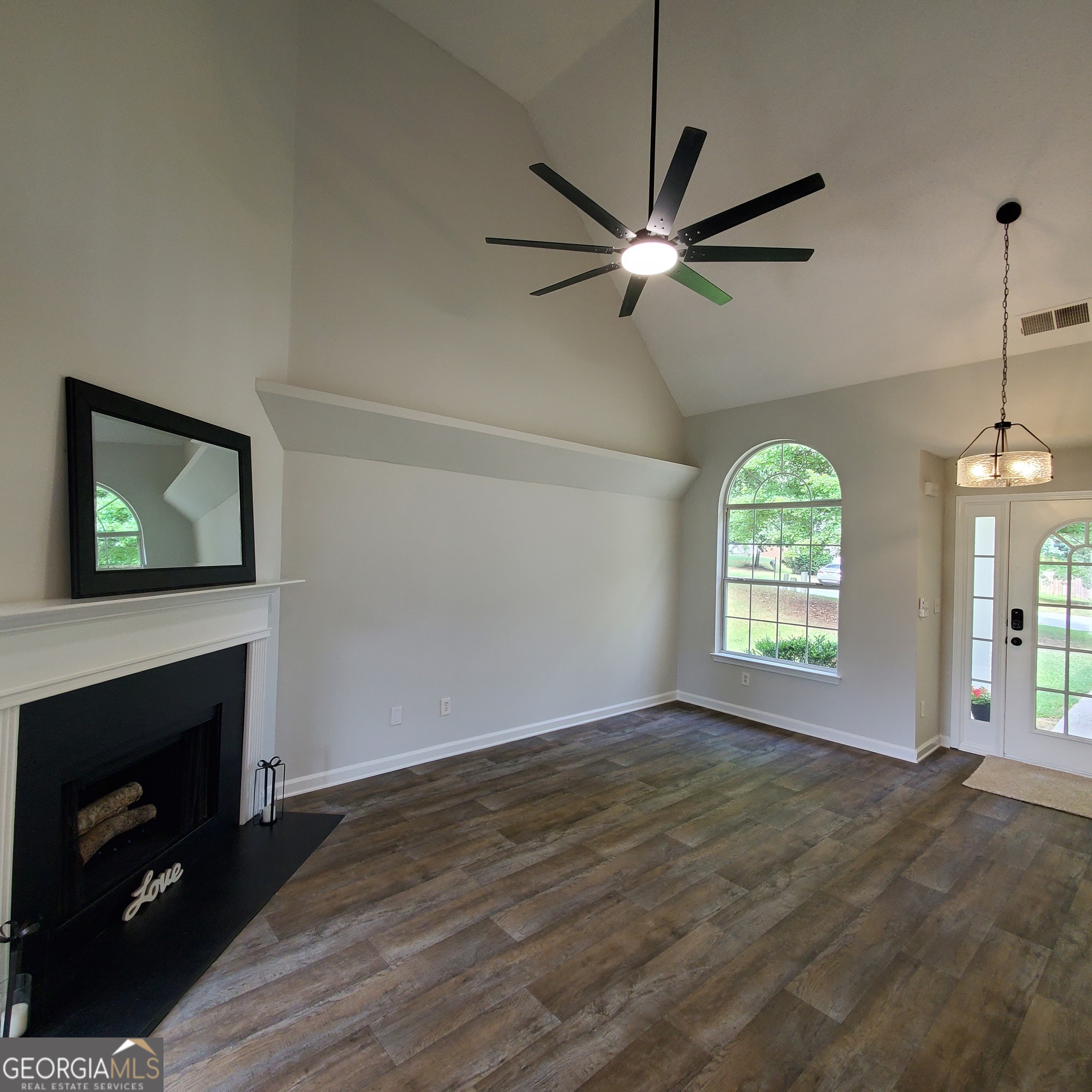 833 Kendall Park Drive Property Photo 18