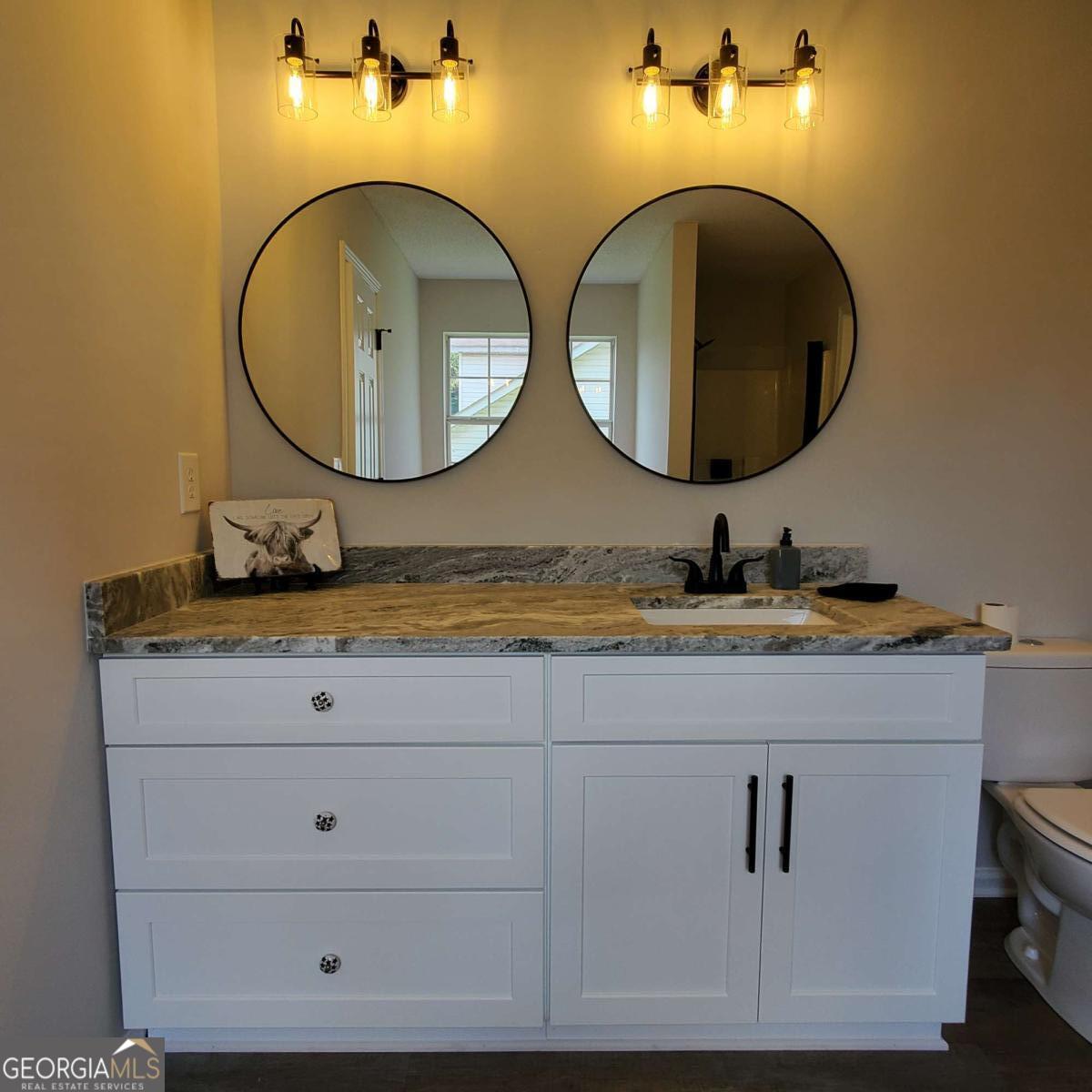 833 Kendall Park Drive Property Photo 28