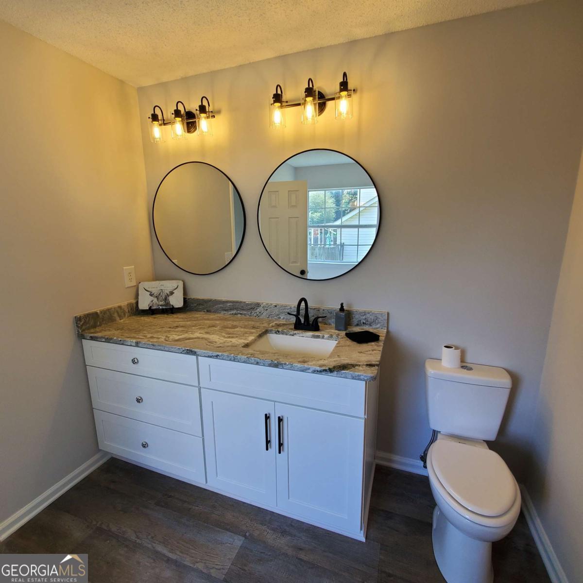 833 Kendall Park Drive Property Photo 30