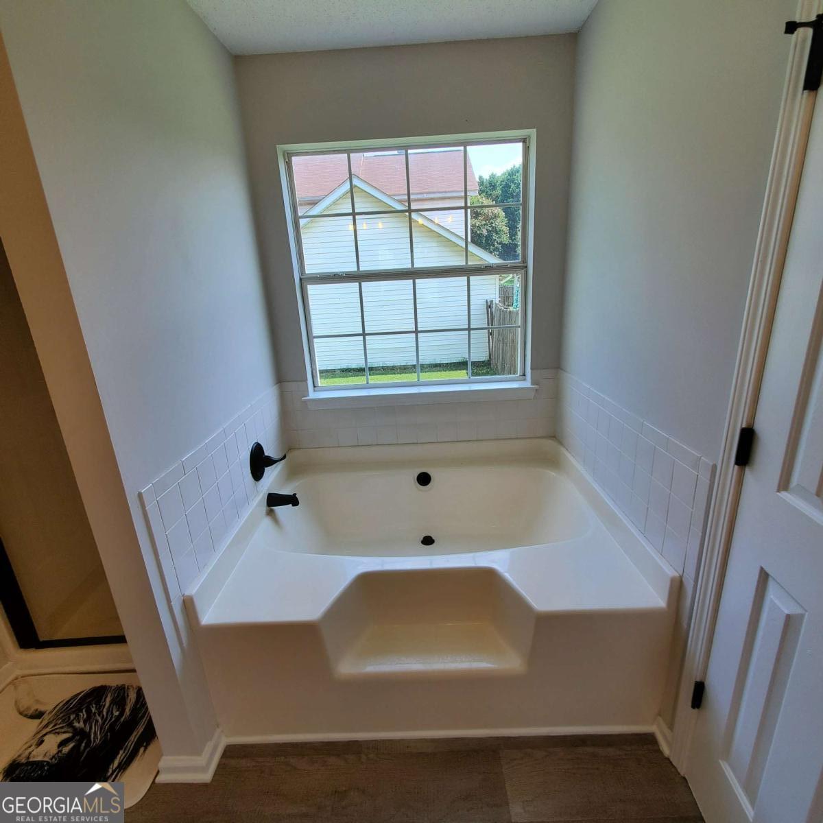 833 Kendall Park Drive Property Photo 32