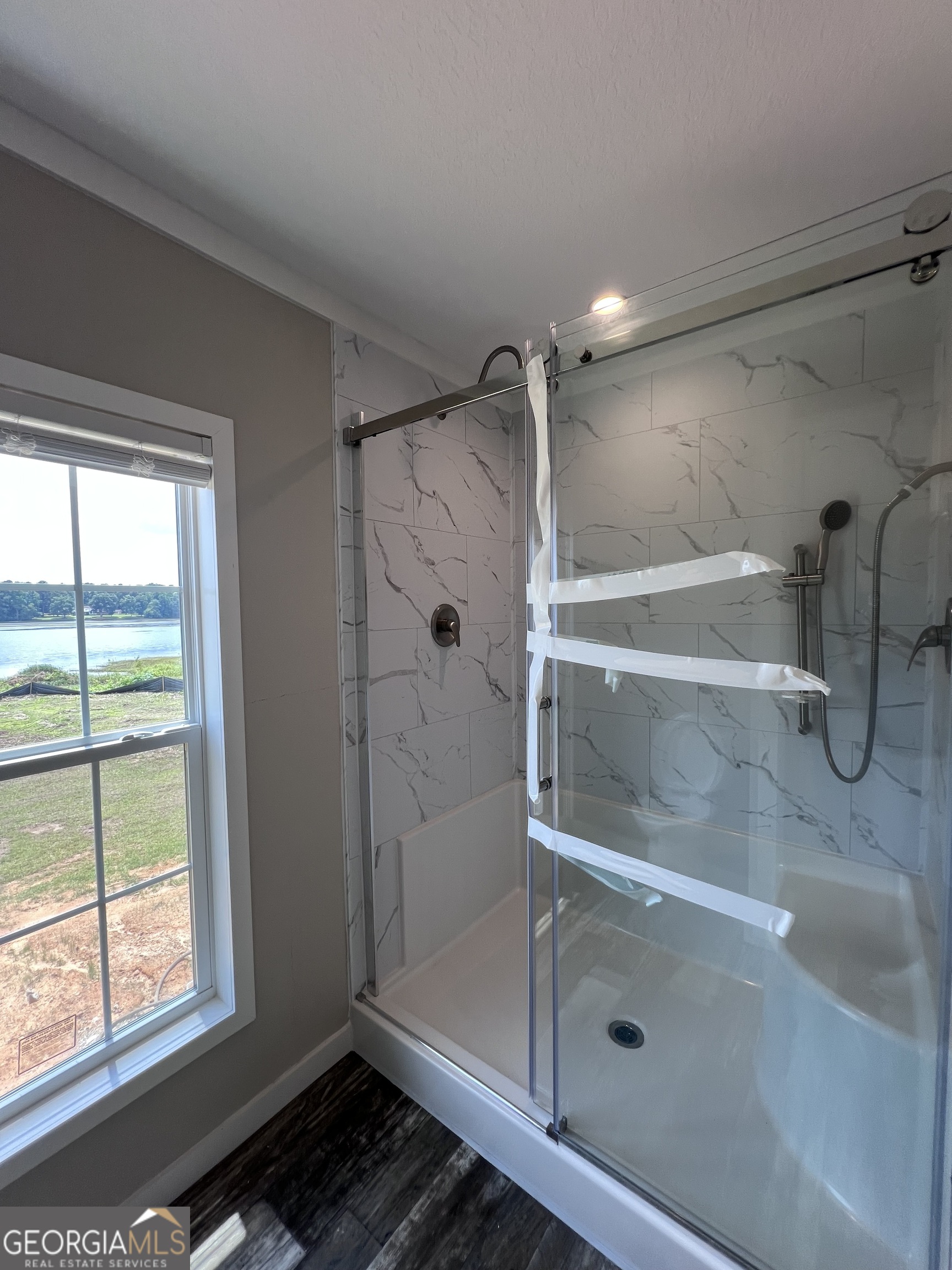 105 N Lakeshore Drive Property Photo 13
