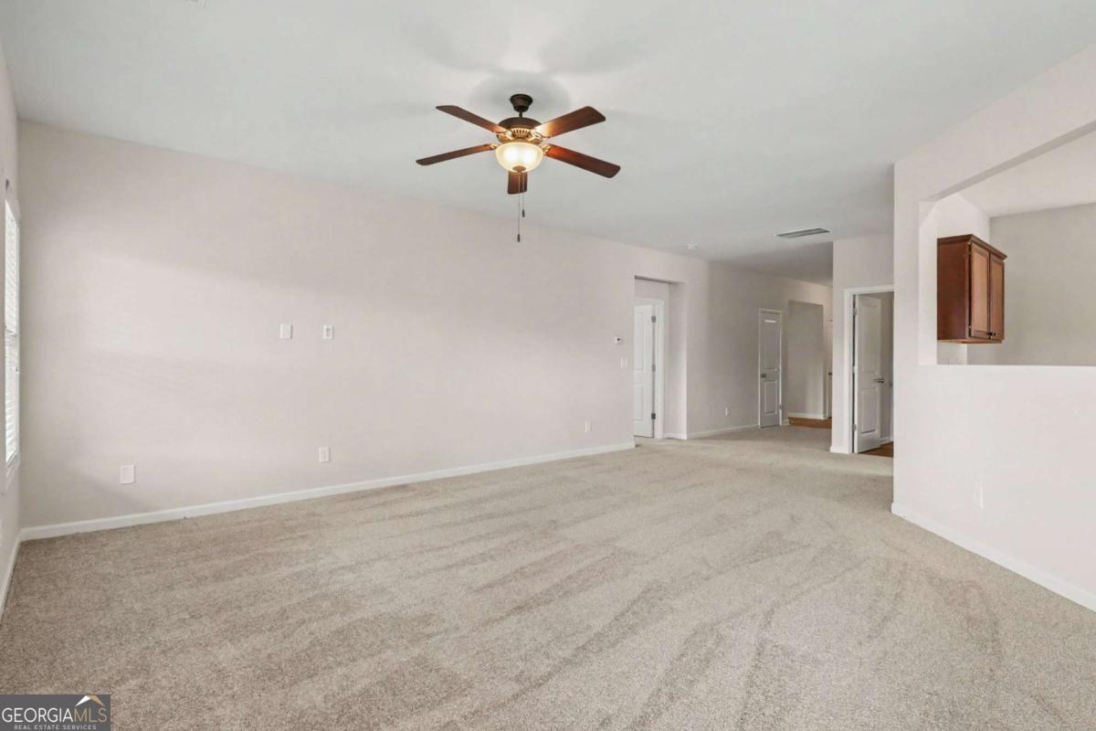 4205 Magnolia Place Property Photo 6