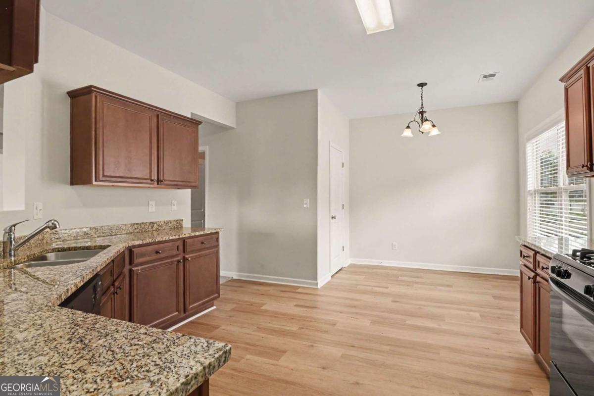 4205 Magnolia Place Property Photo 16