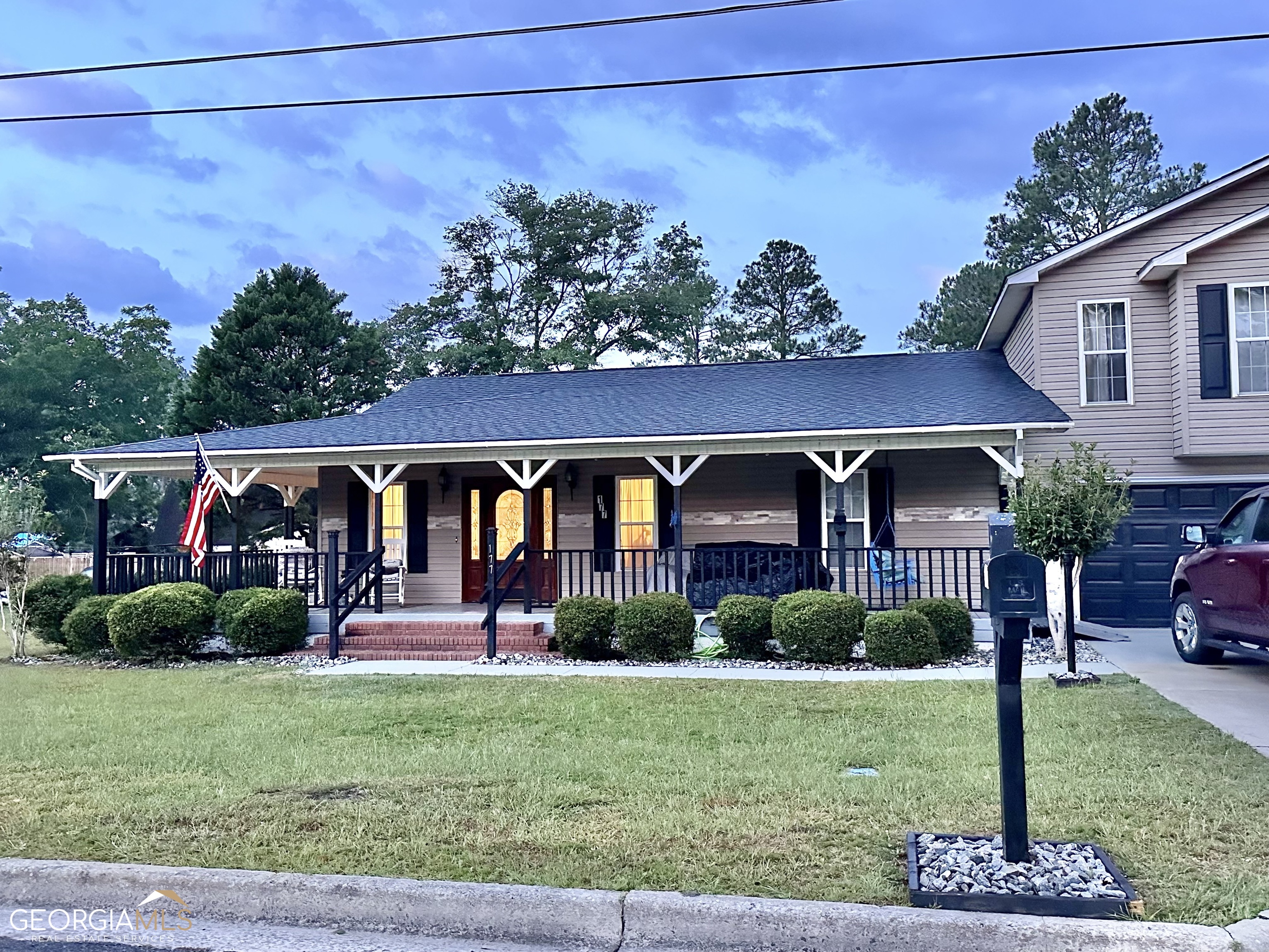 177 W Brewton Street Property Photo 1