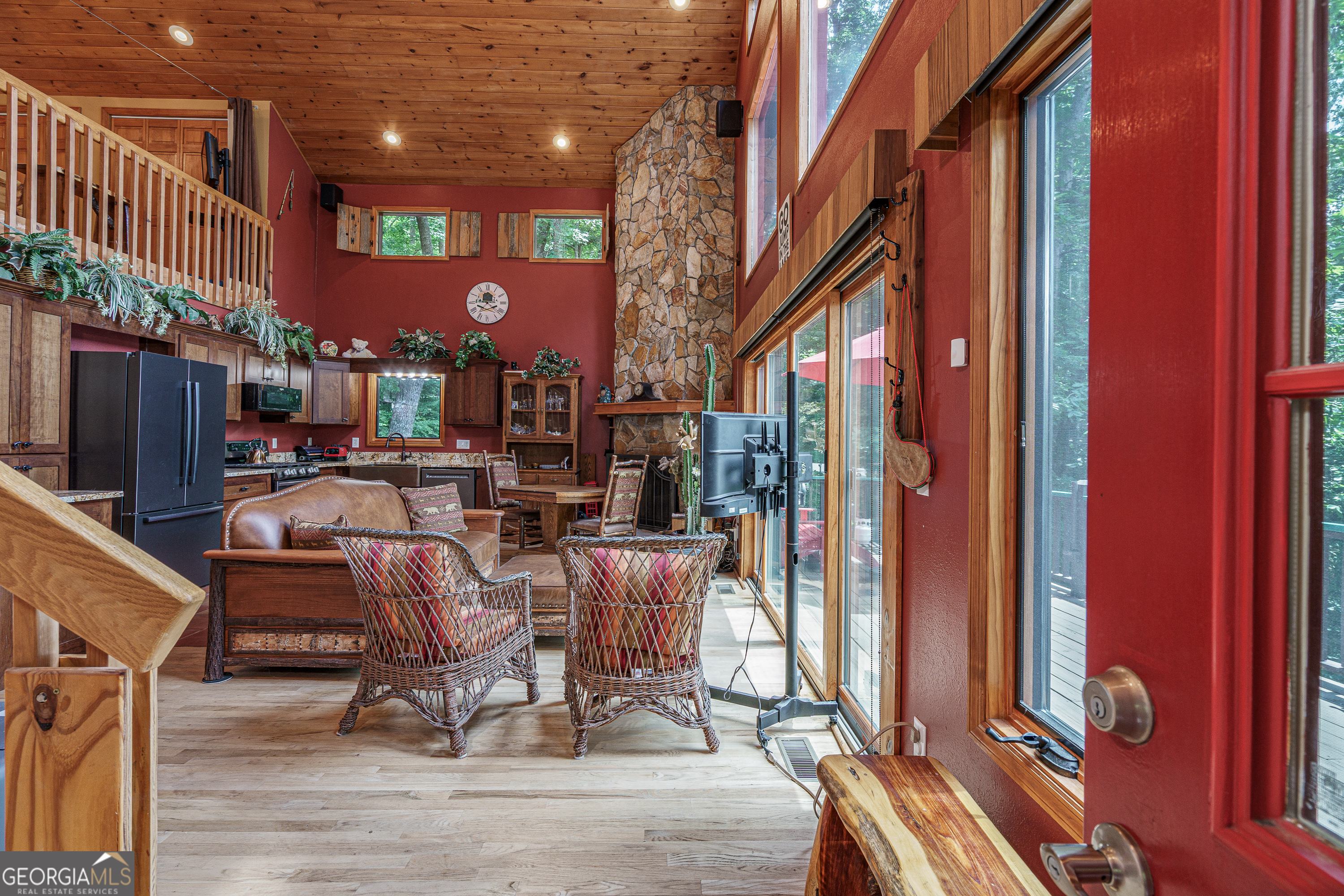 659 Lonesome Pine Road Property Photo 6