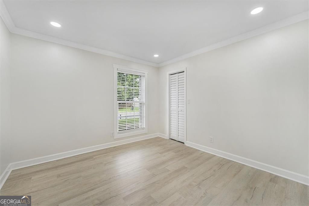 6073 Fieldcrest Drive Property Photo 19