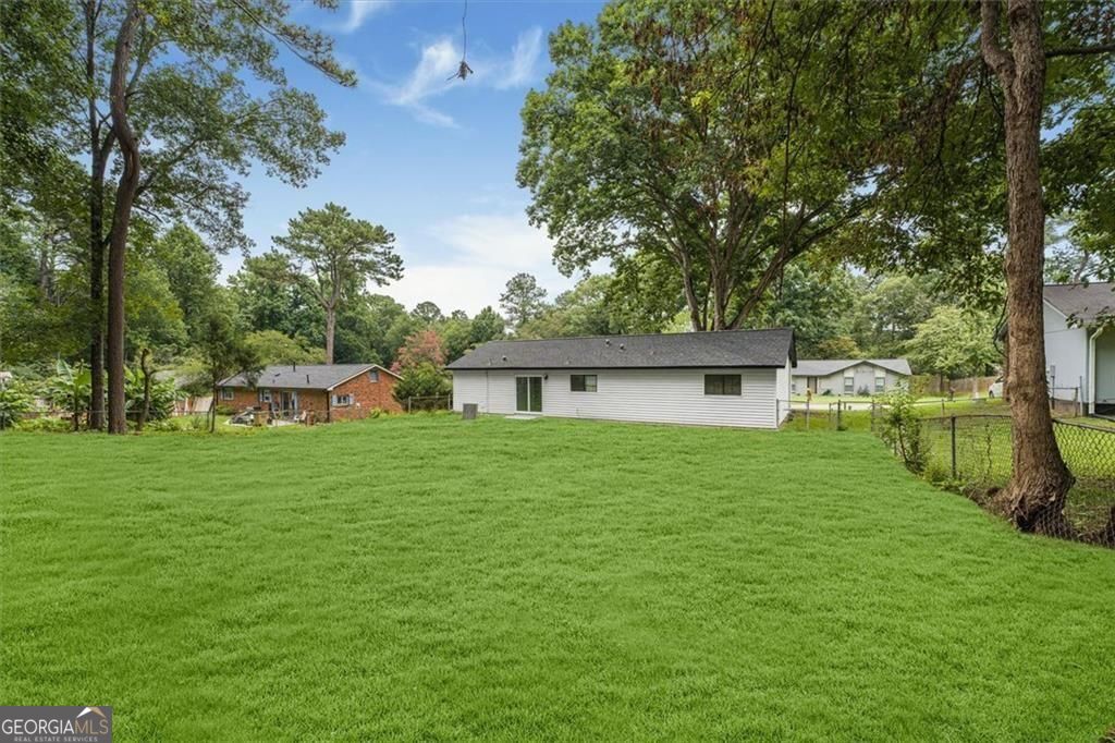 6073 Fieldcrest Drive Property Photo 28
