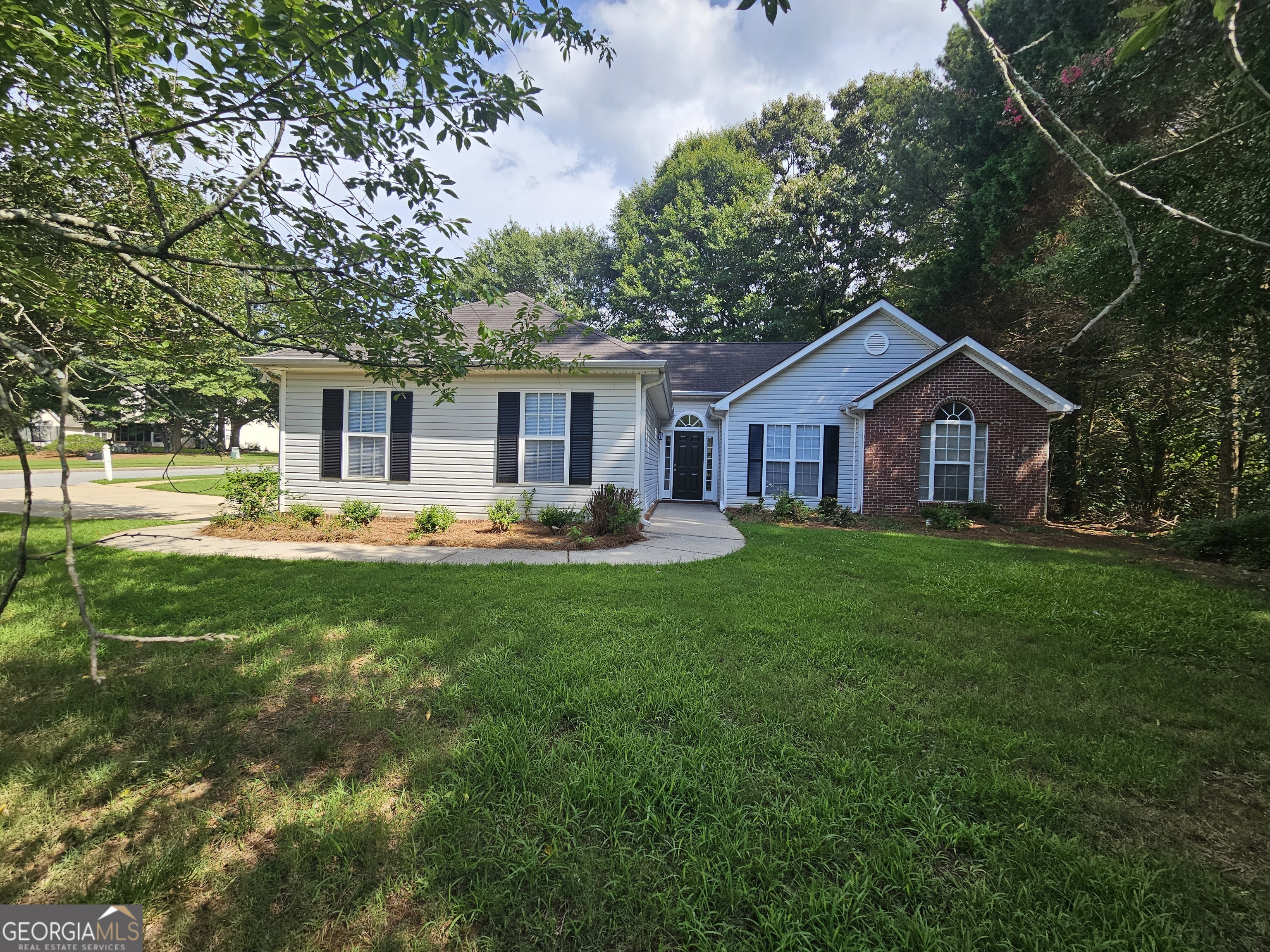1110 Chateau Terrace Property Photo 1