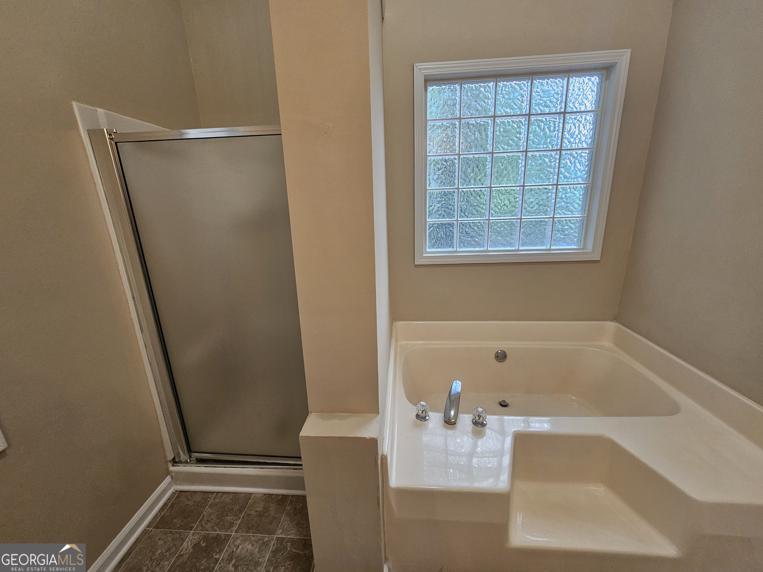 1110 Chateau Terrace Property Photo 17