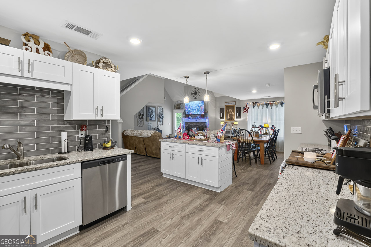 112 Bunting Court Property Photo 10