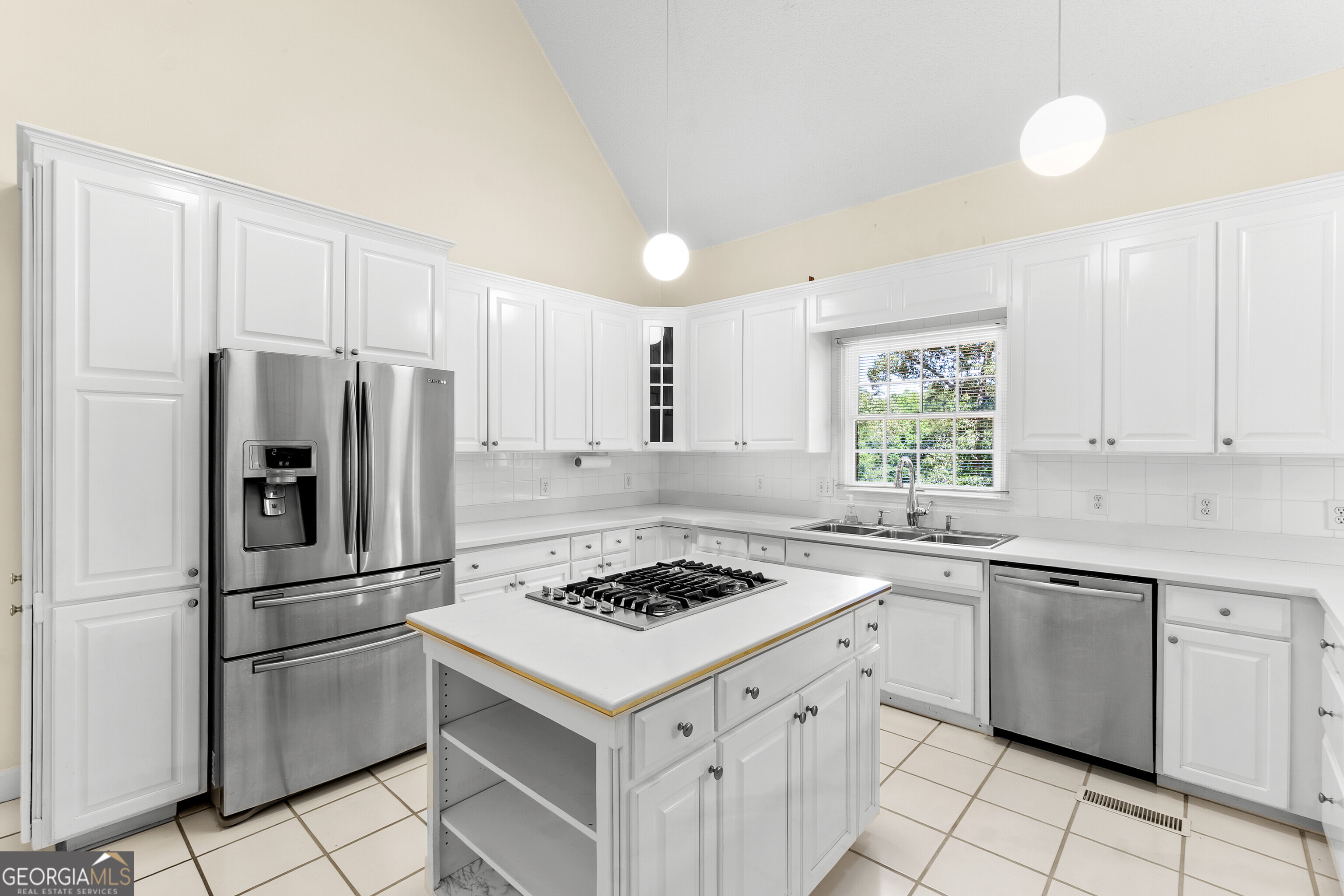 114 Holly Drive Property Photo 33