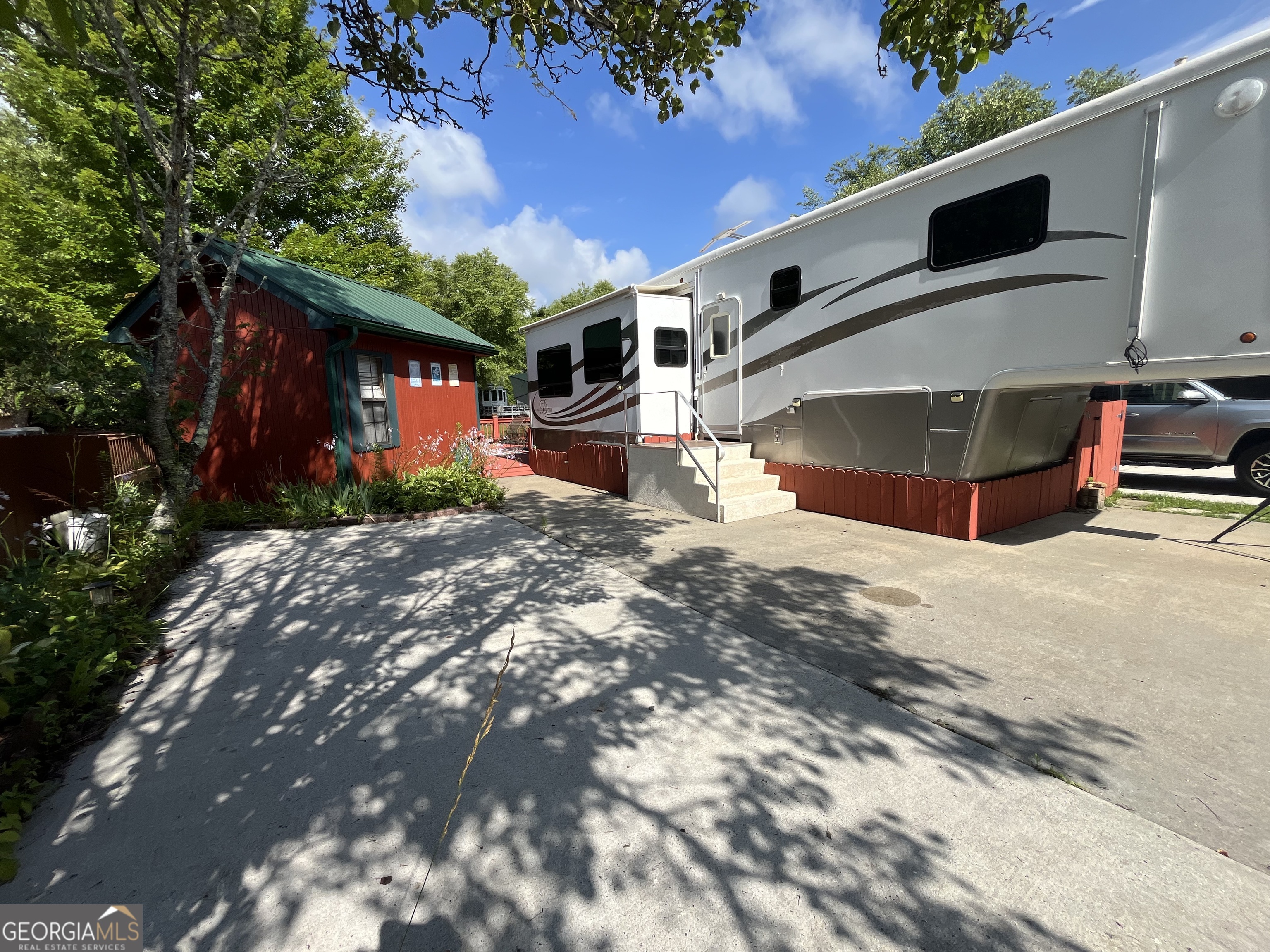 370 Vista Circle Property Photo 1