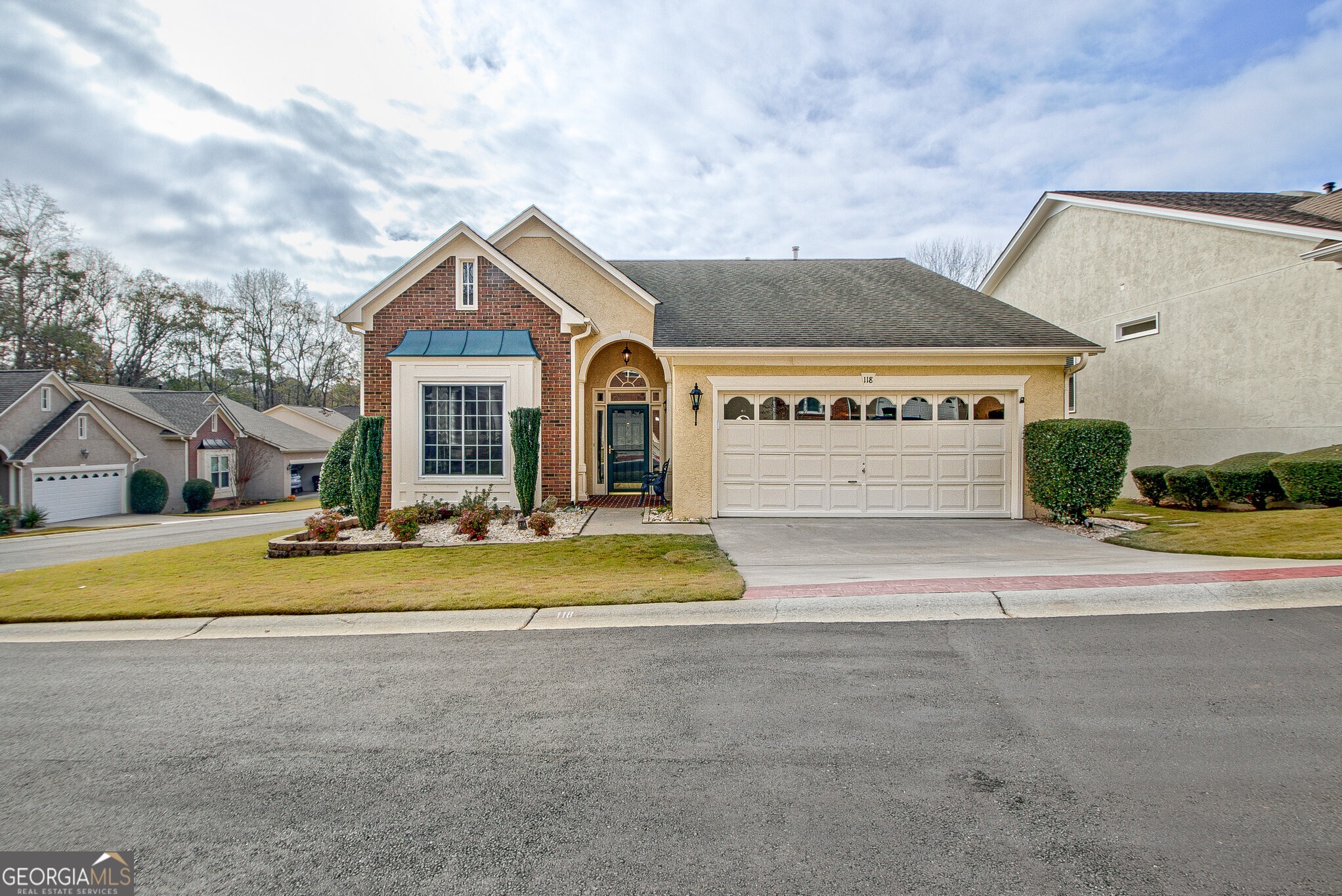 118 Augusta Drive Property Photo 1