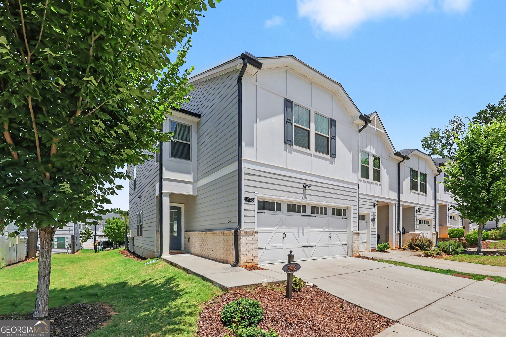 5473 Plain Field Lane Property Photo 1