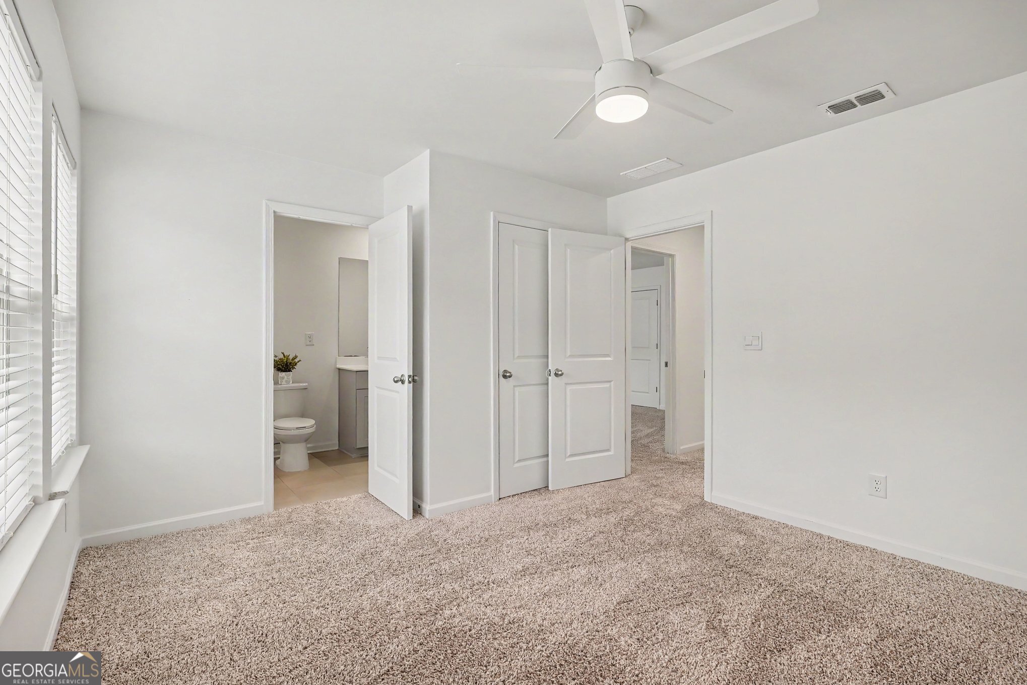 5473 Plain Field Lane Property Photo 15