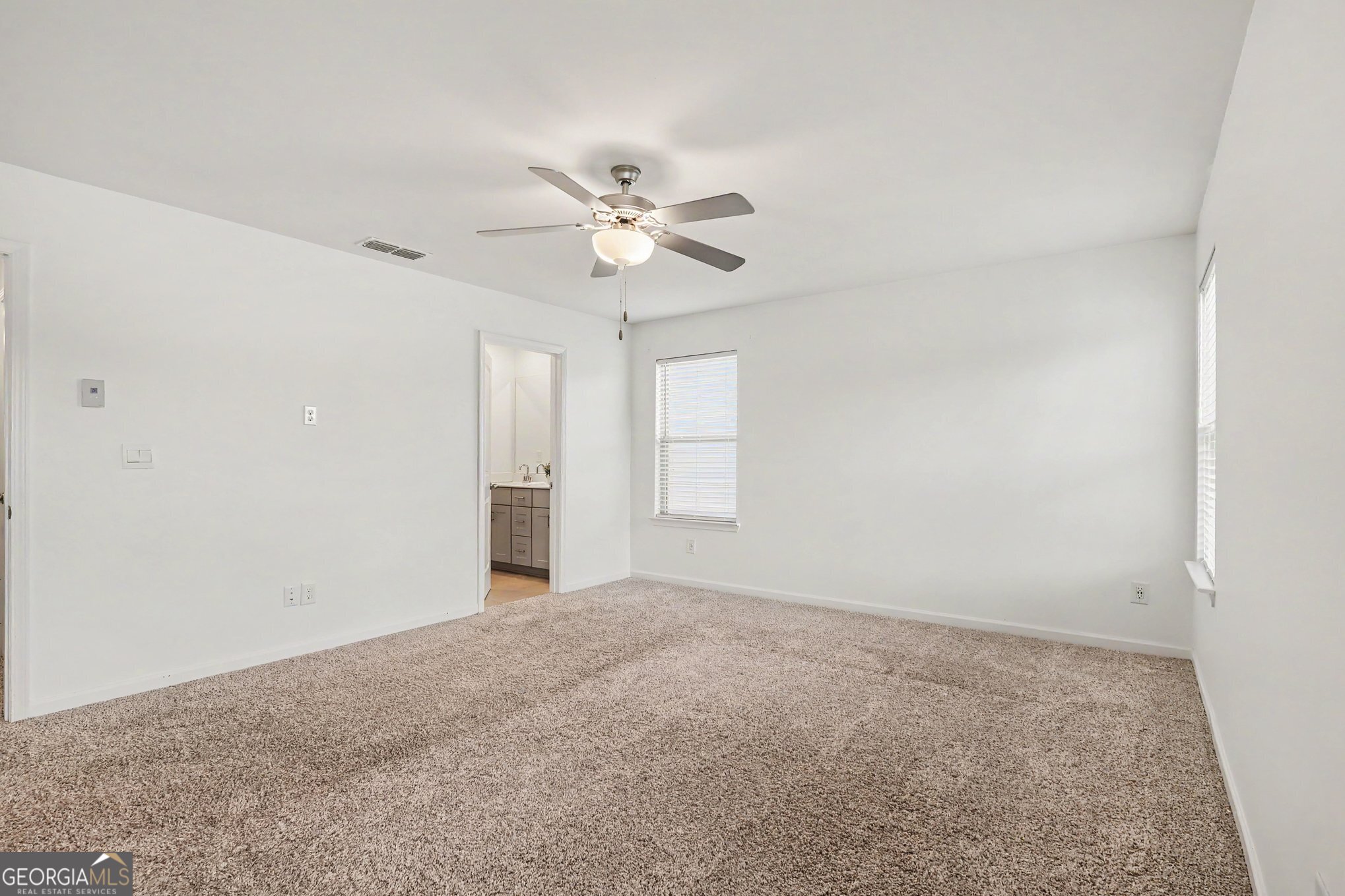 5473 Plain Field Lane Property Photo 17