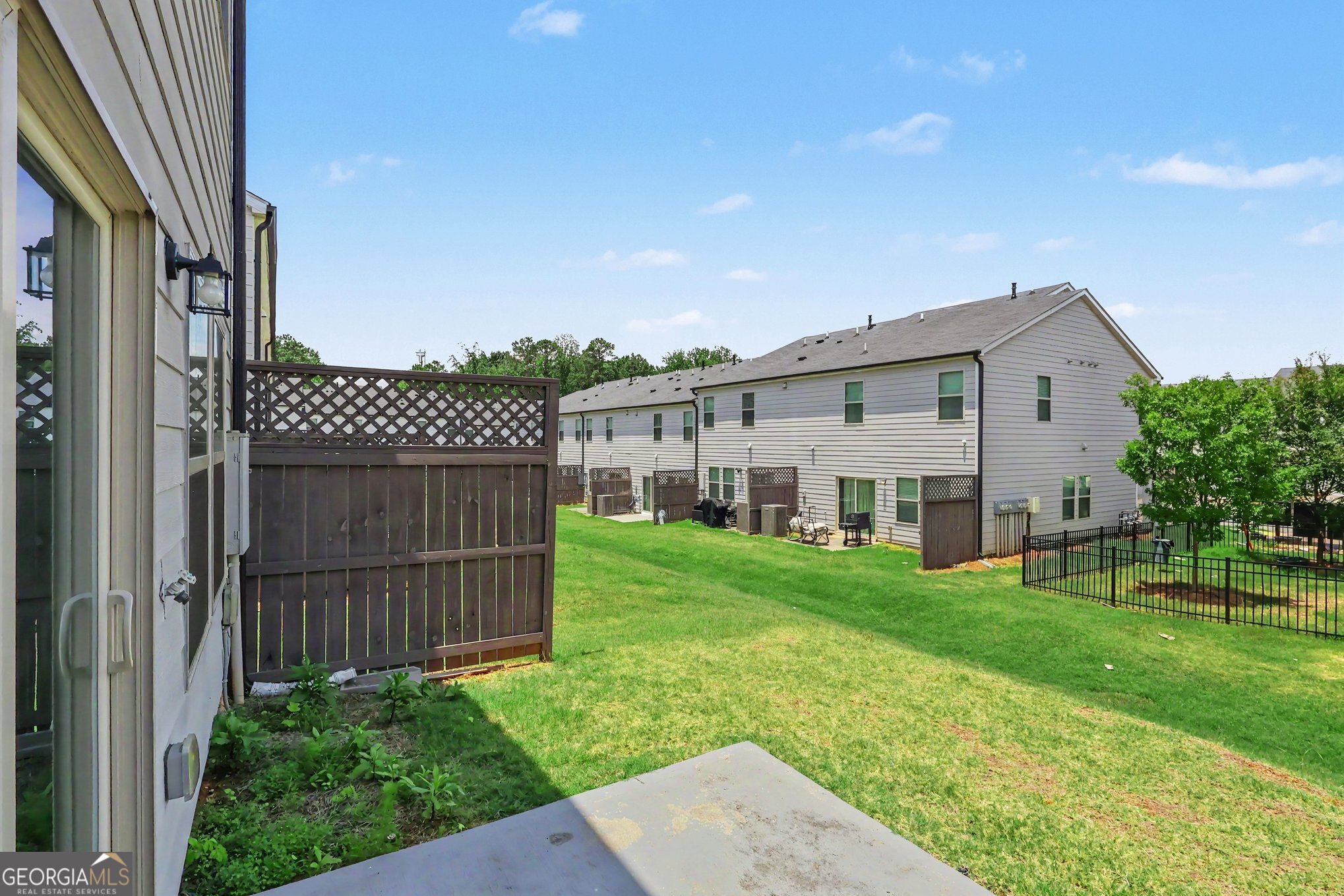 5473 Plain Field Lane Property Photo 23