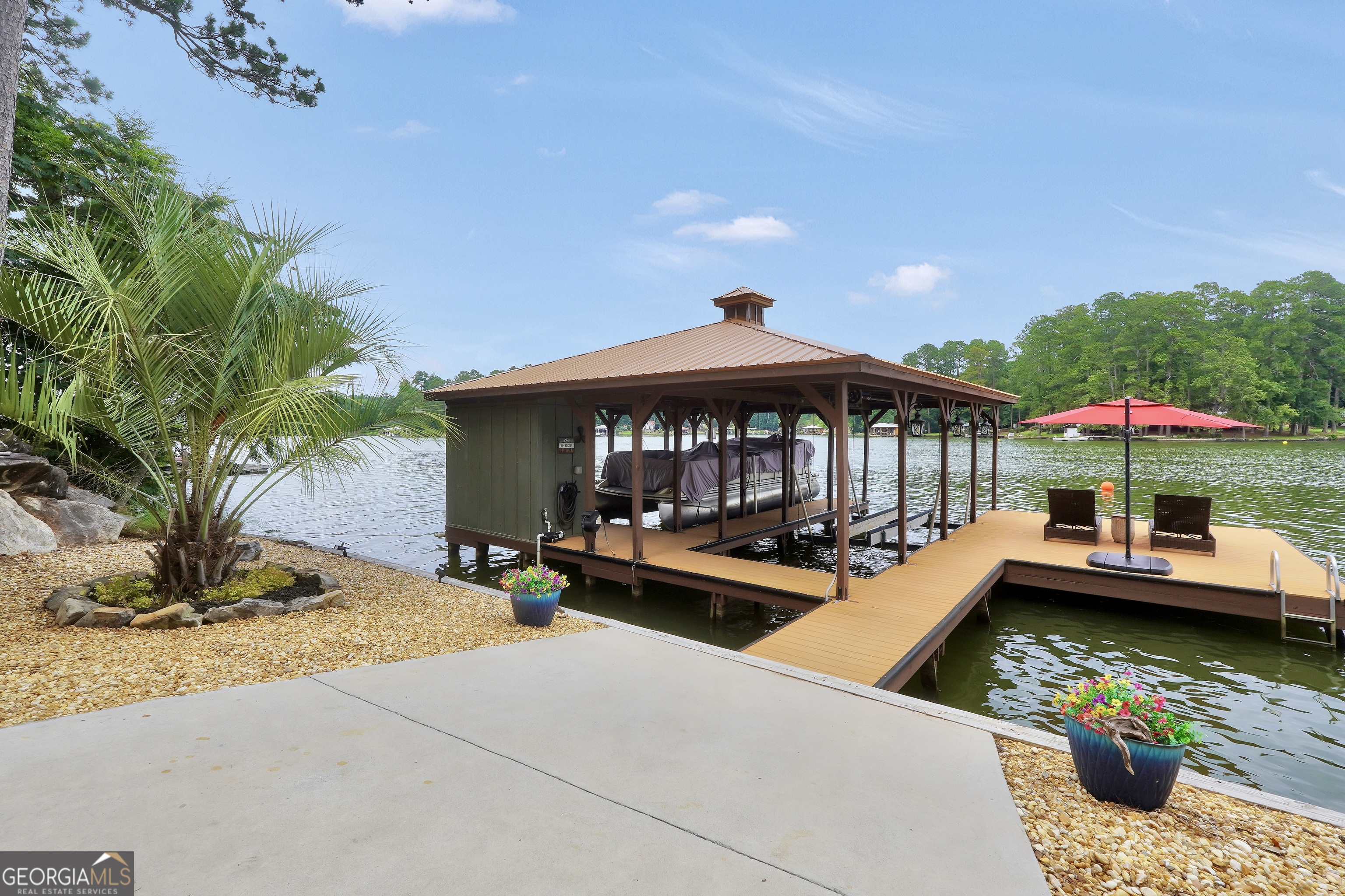 298 Roberts Point Road Property Photo 9