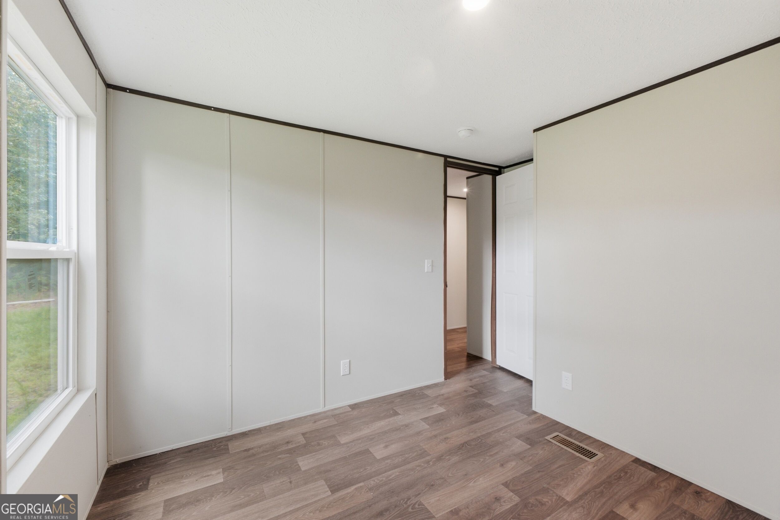398 Hammontree Drive Property Photo 12