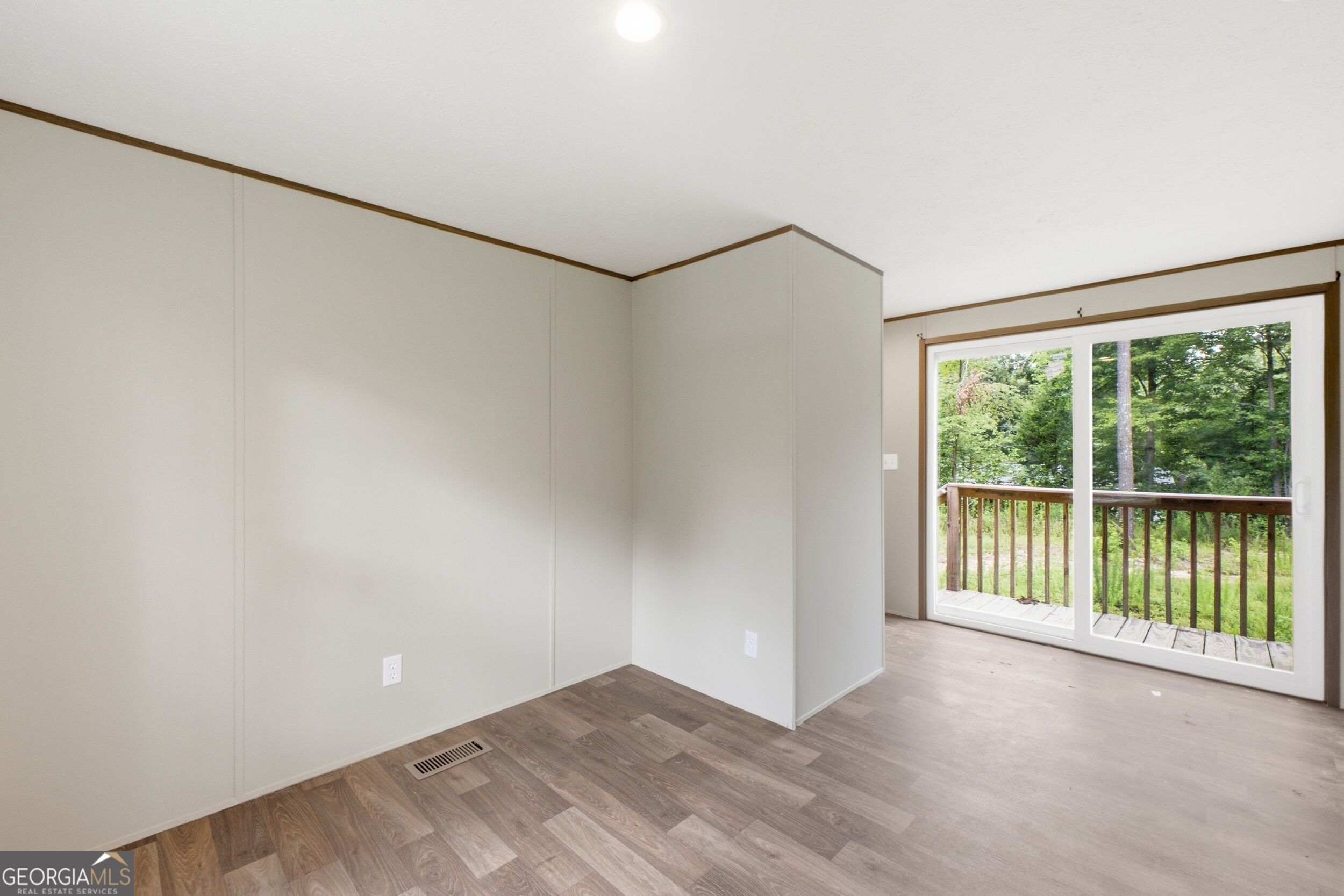 398 Hammontree Drive Property Photo 14