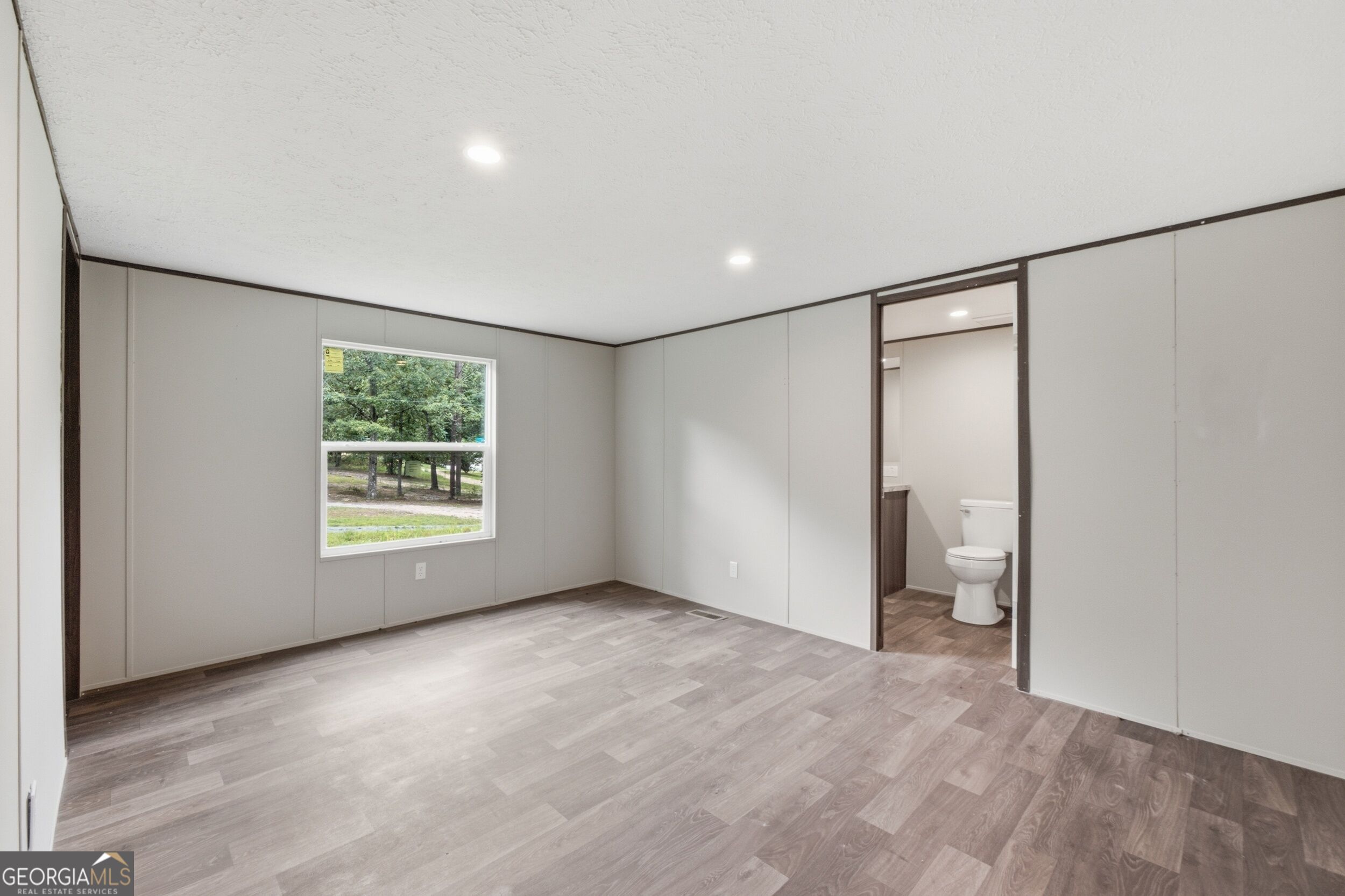 398 Hammontree Drive Property Photo 18