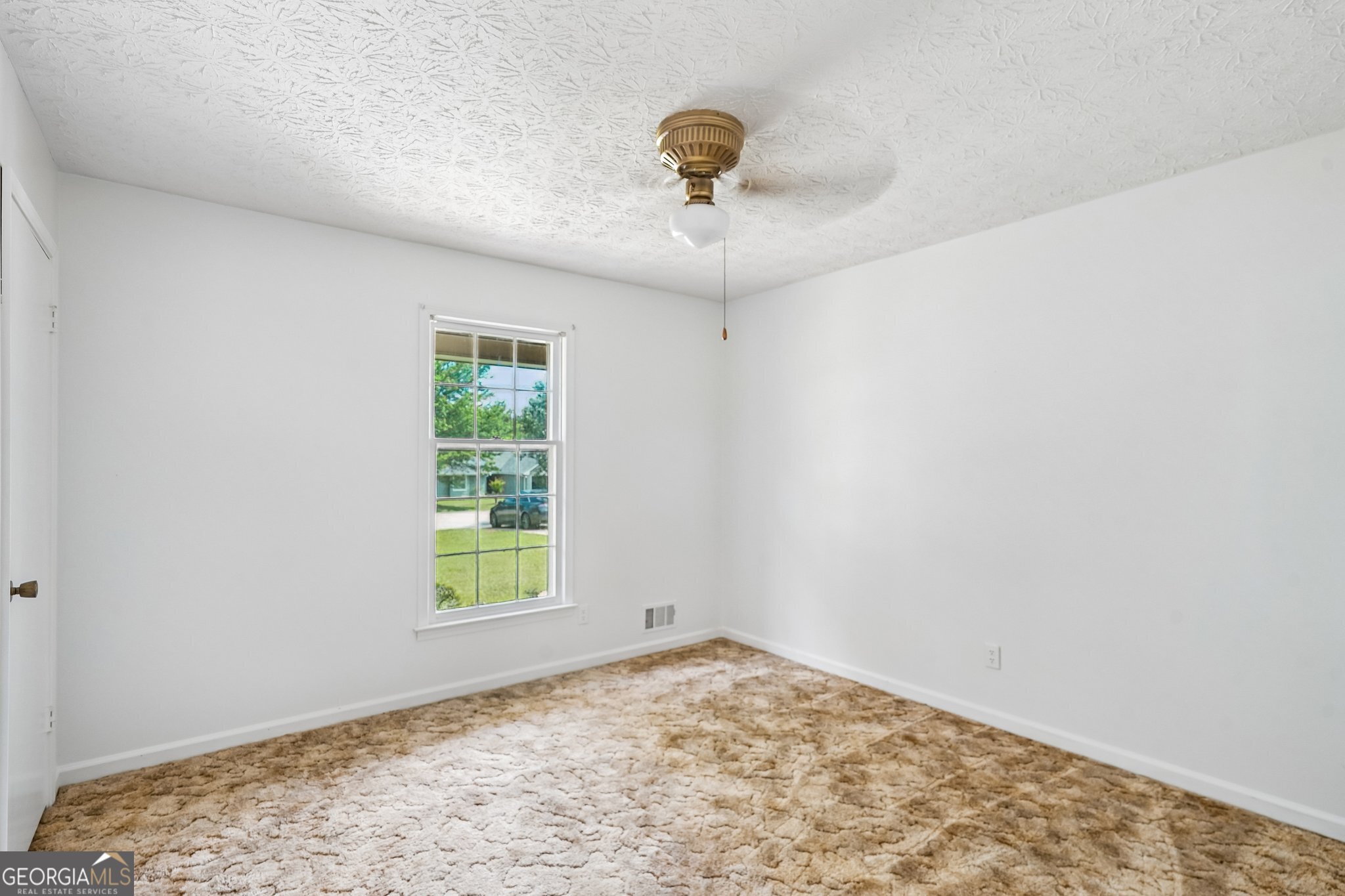 255 Helen Lane Property Photo 16