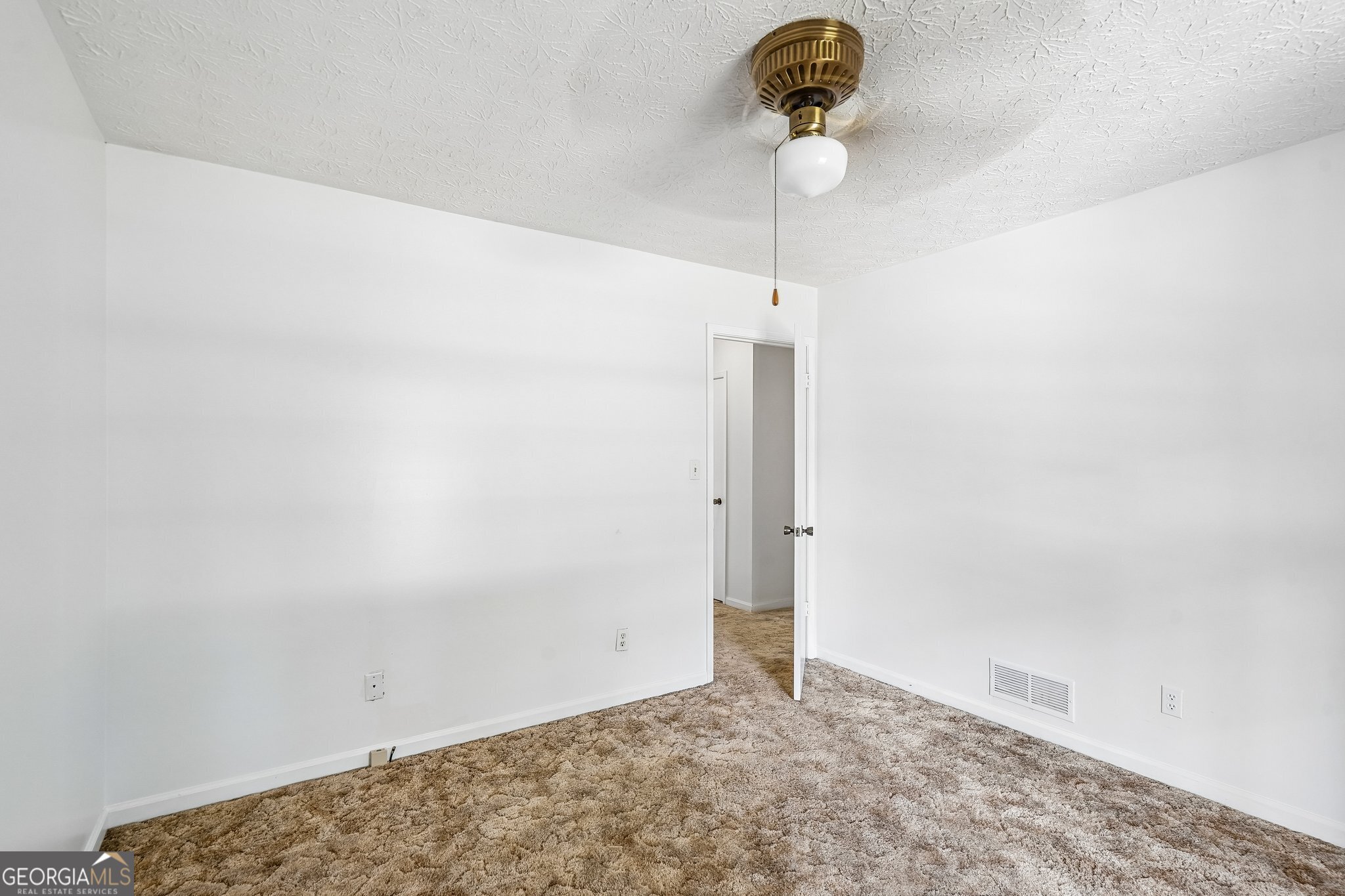 255 Helen Lane Property Photo 17