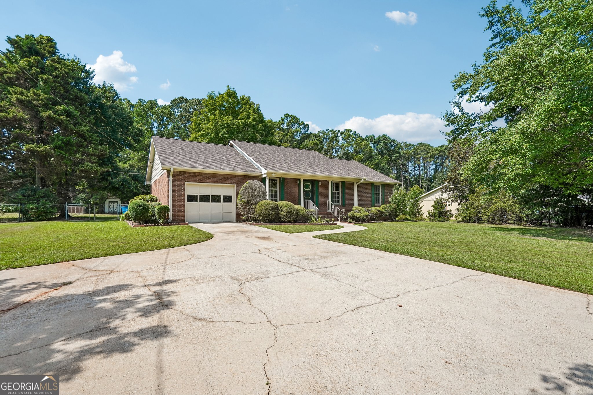 255 Helen Lane Property Photo 33