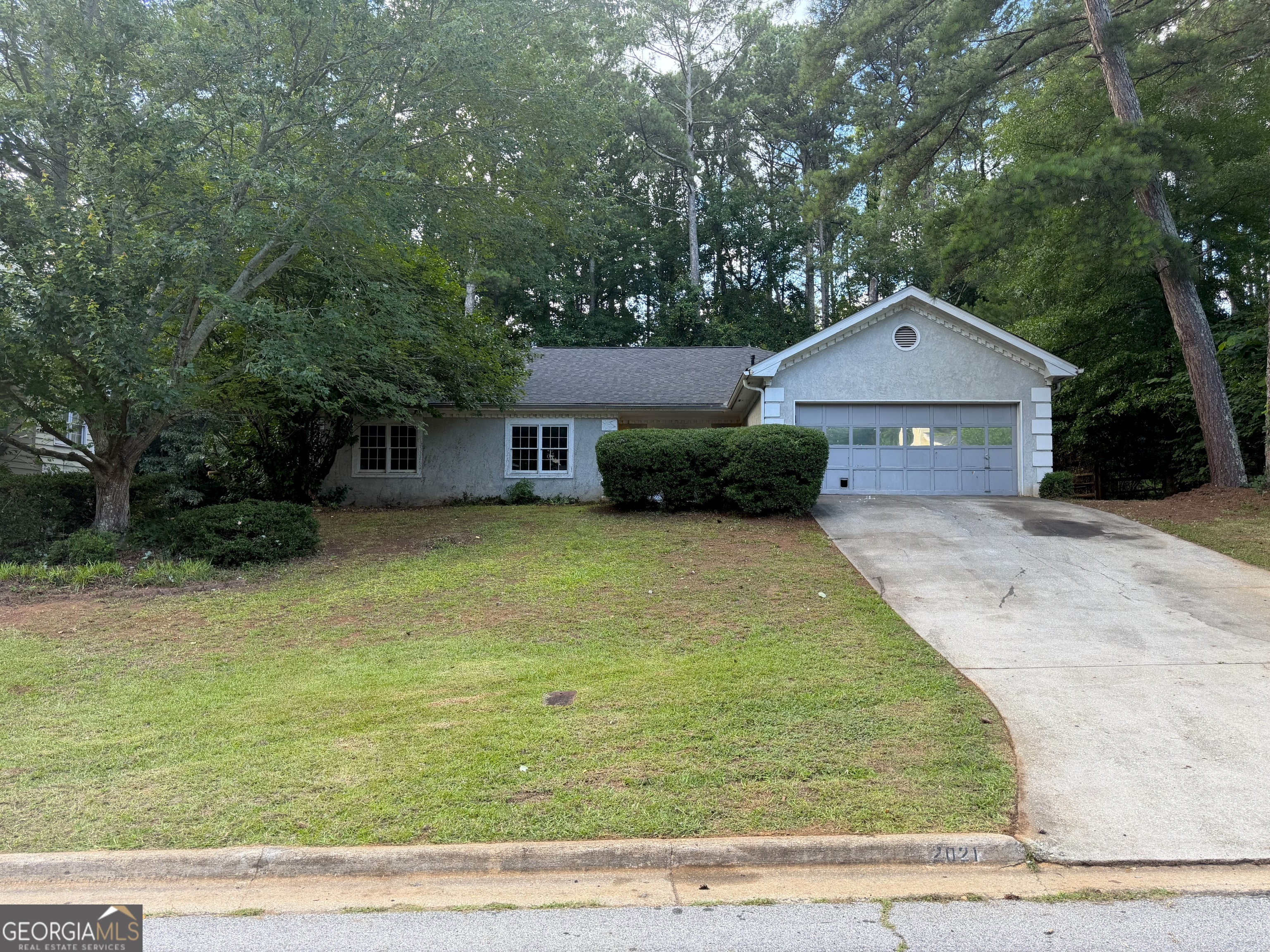 2021 Huntcliff Drive Property Photo 1