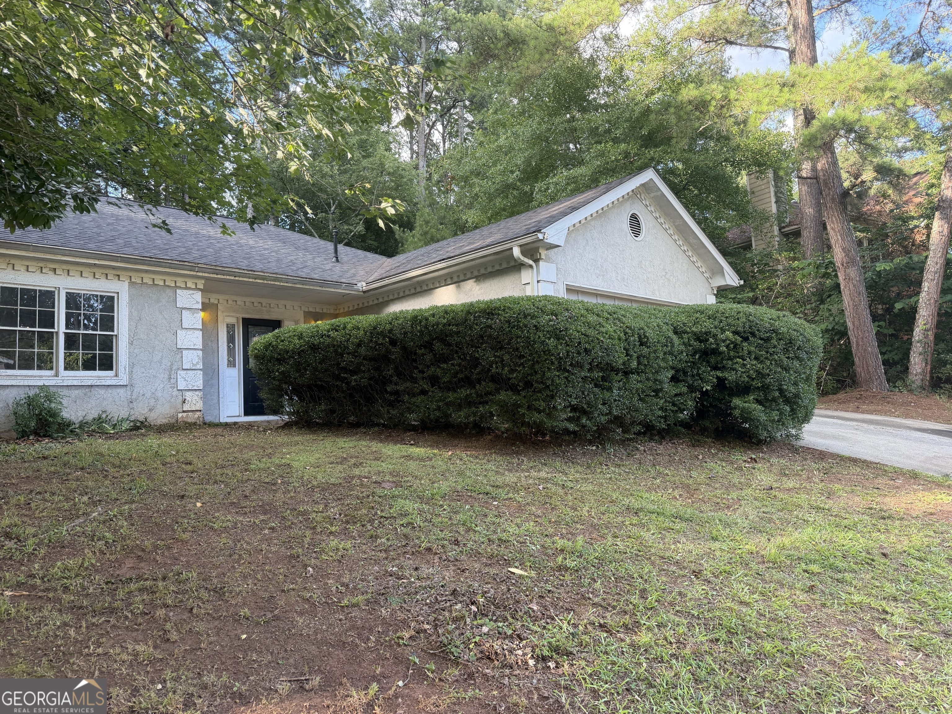 2021 Huntcliff Drive Property Photo 2