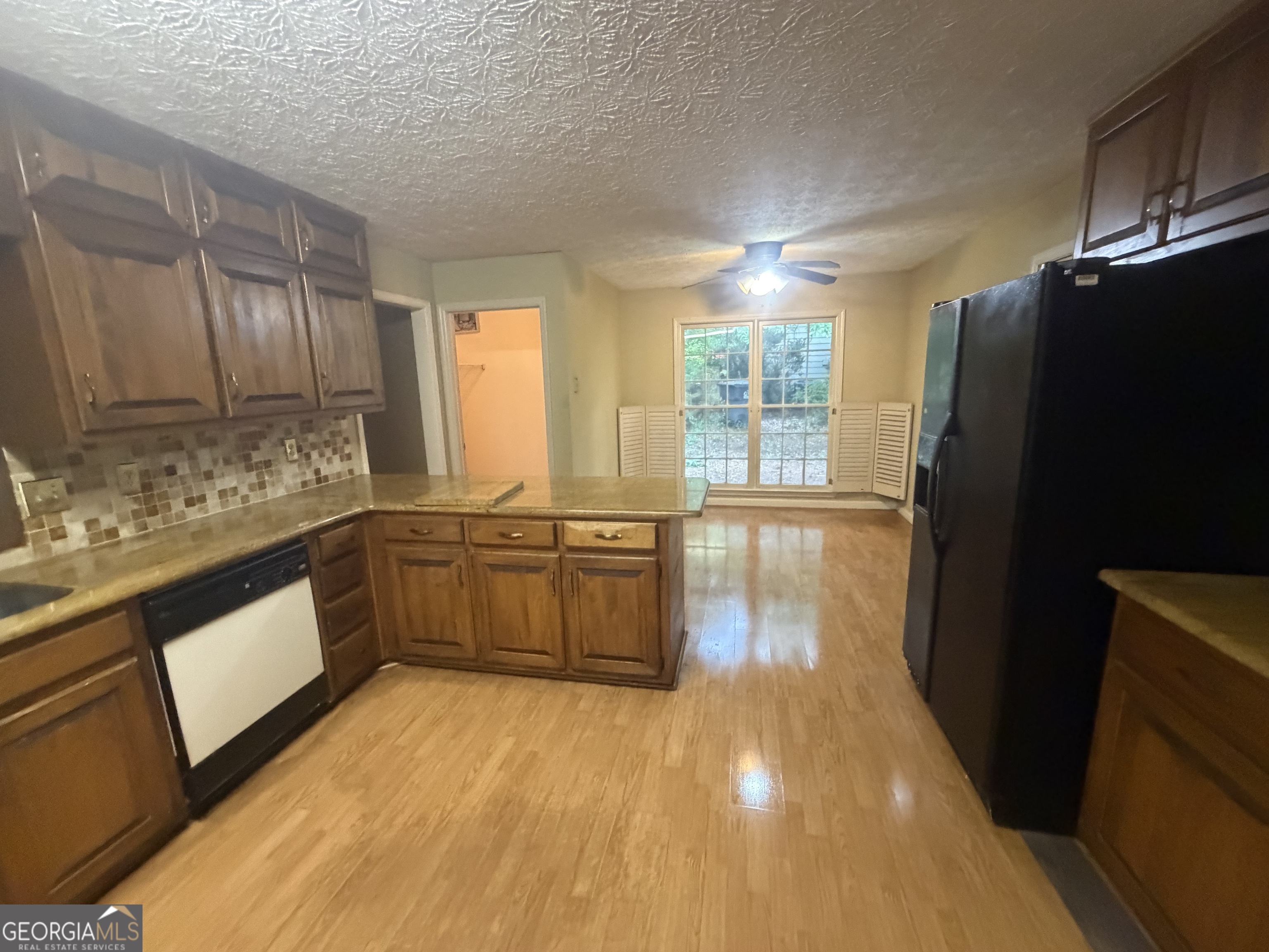 2021 Huntcliff Drive Property Photo 6
