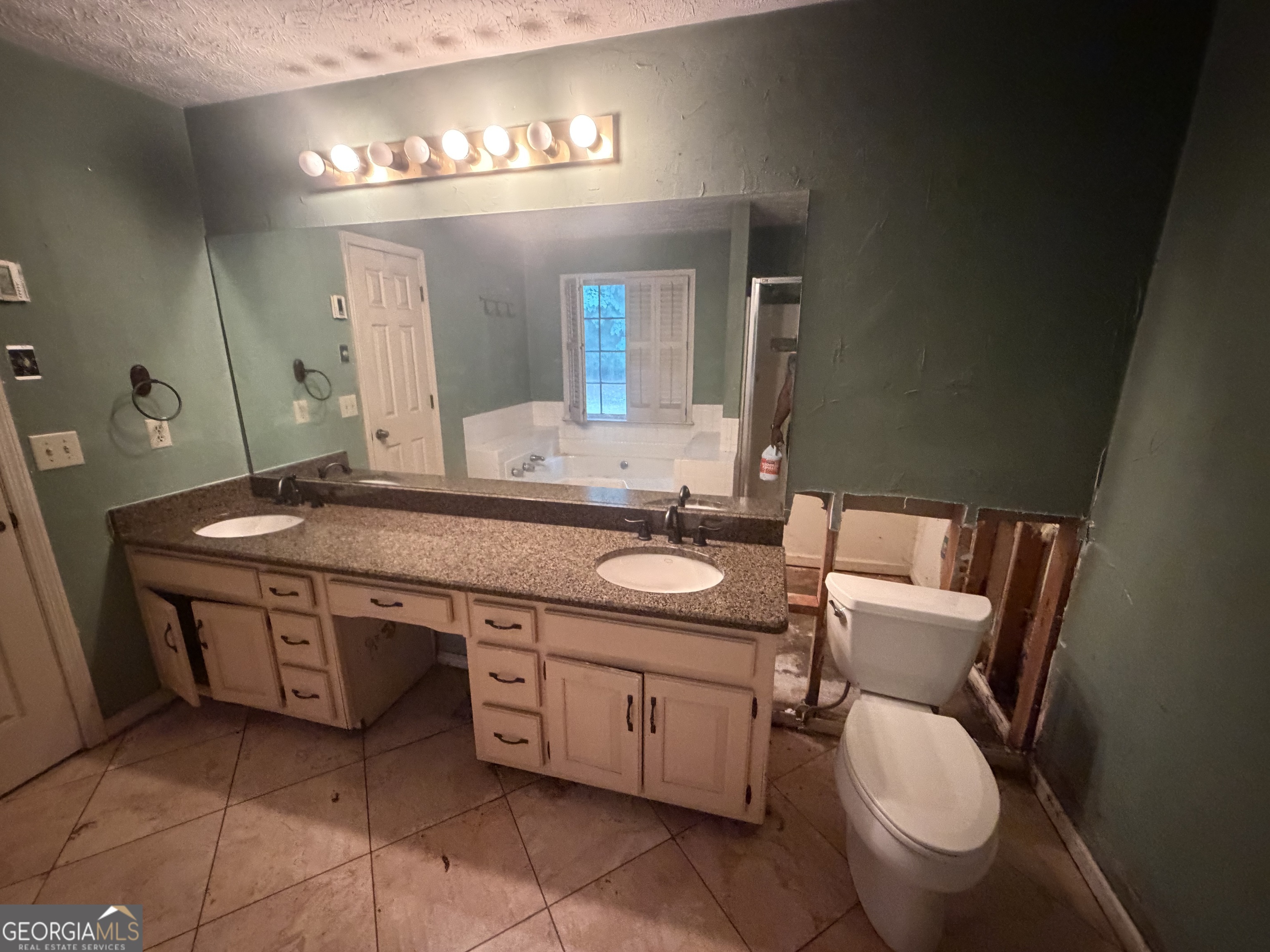 2021 Huntcliff Drive Property Photo 24