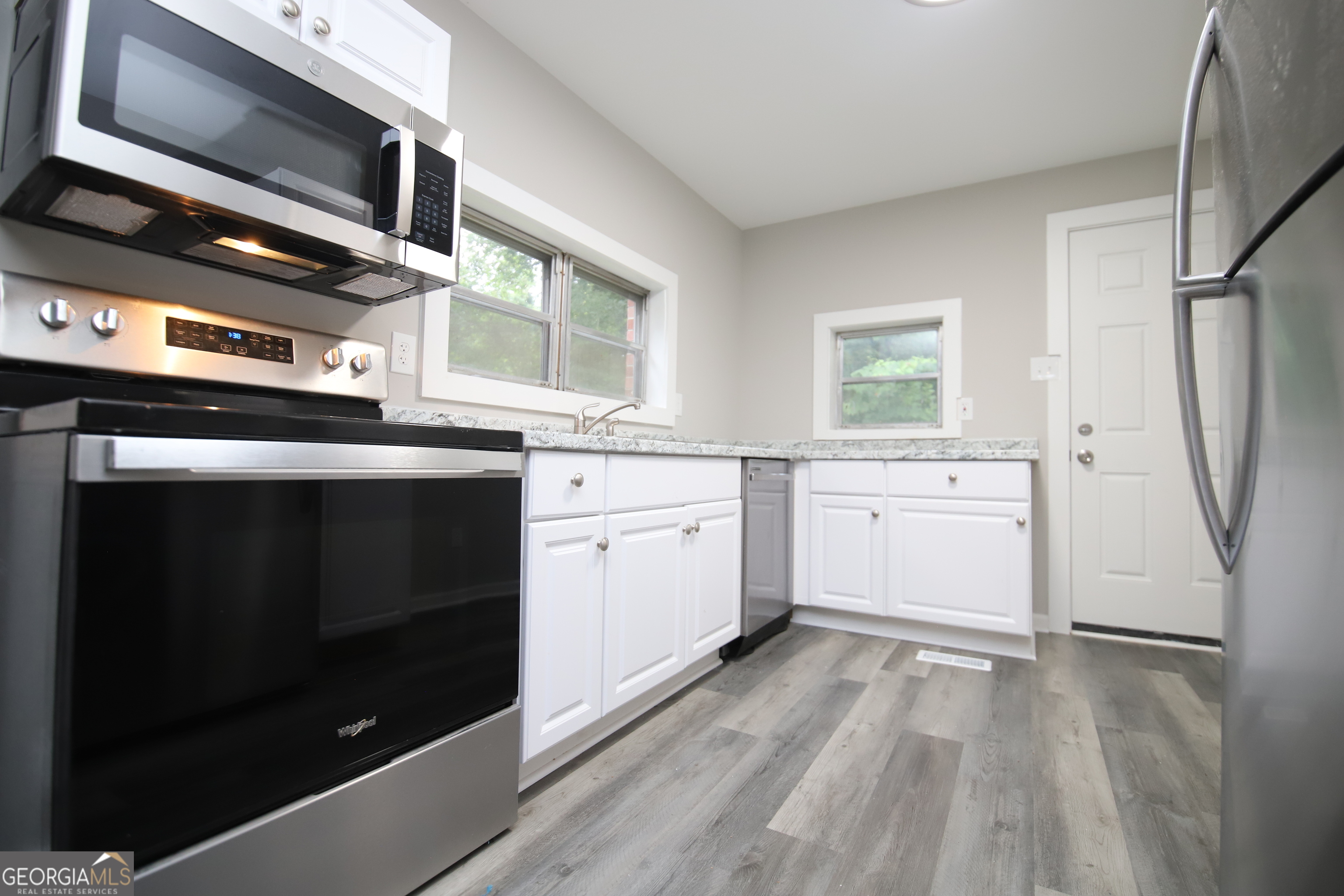 1105 Juniper Street Property Photo 2