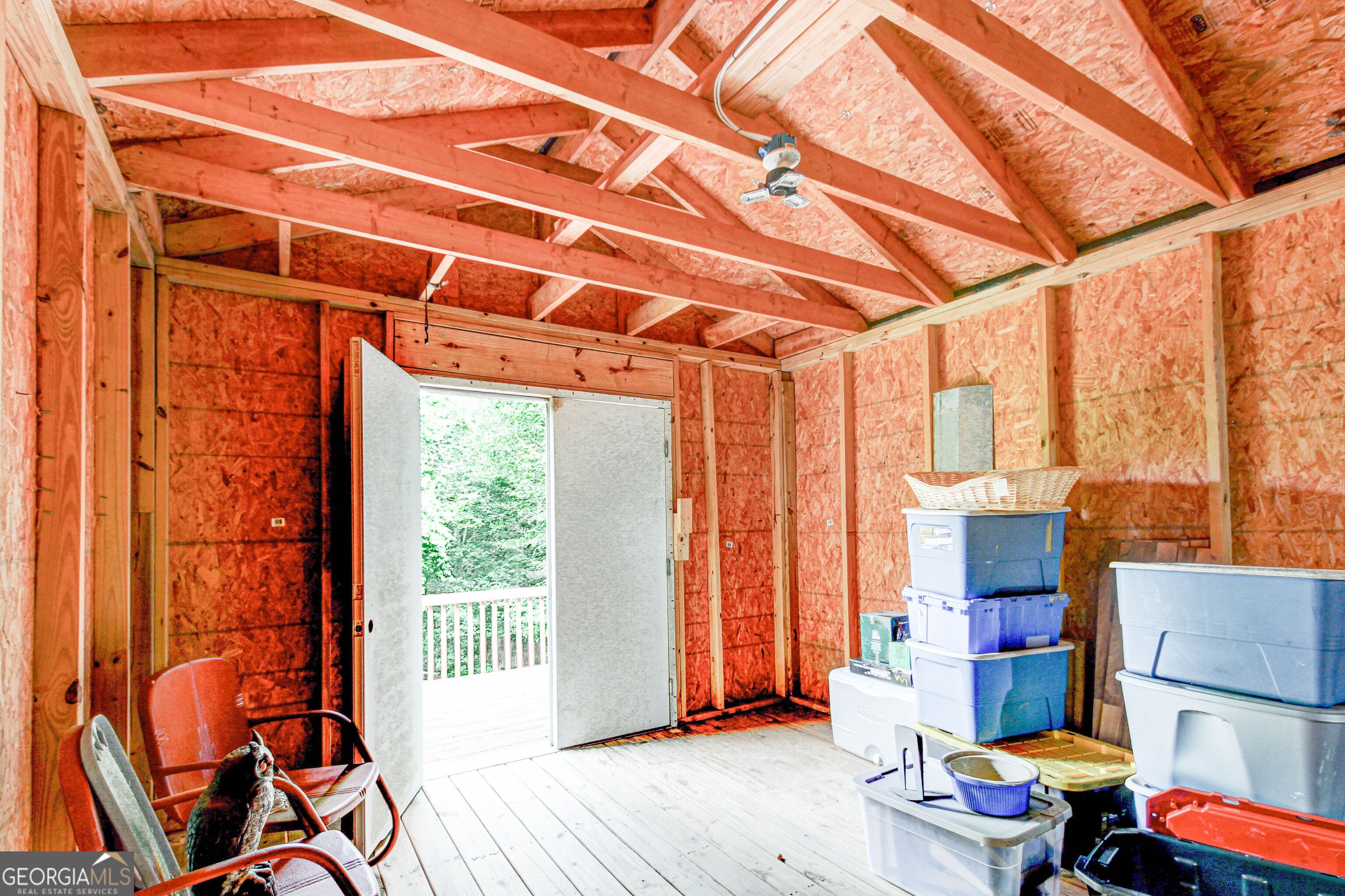 840 Folds Road Property Photo 4