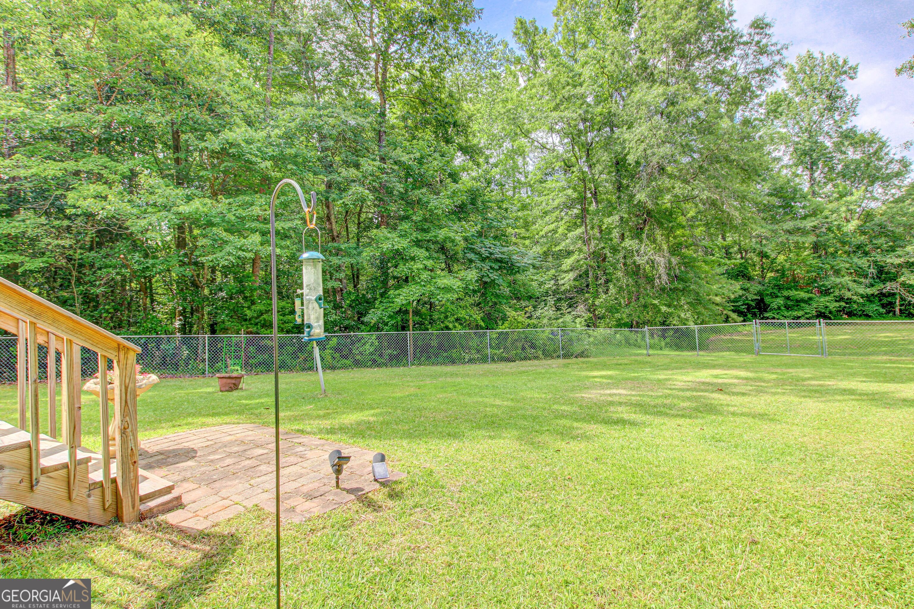 840 Folds Road Property Photo 5