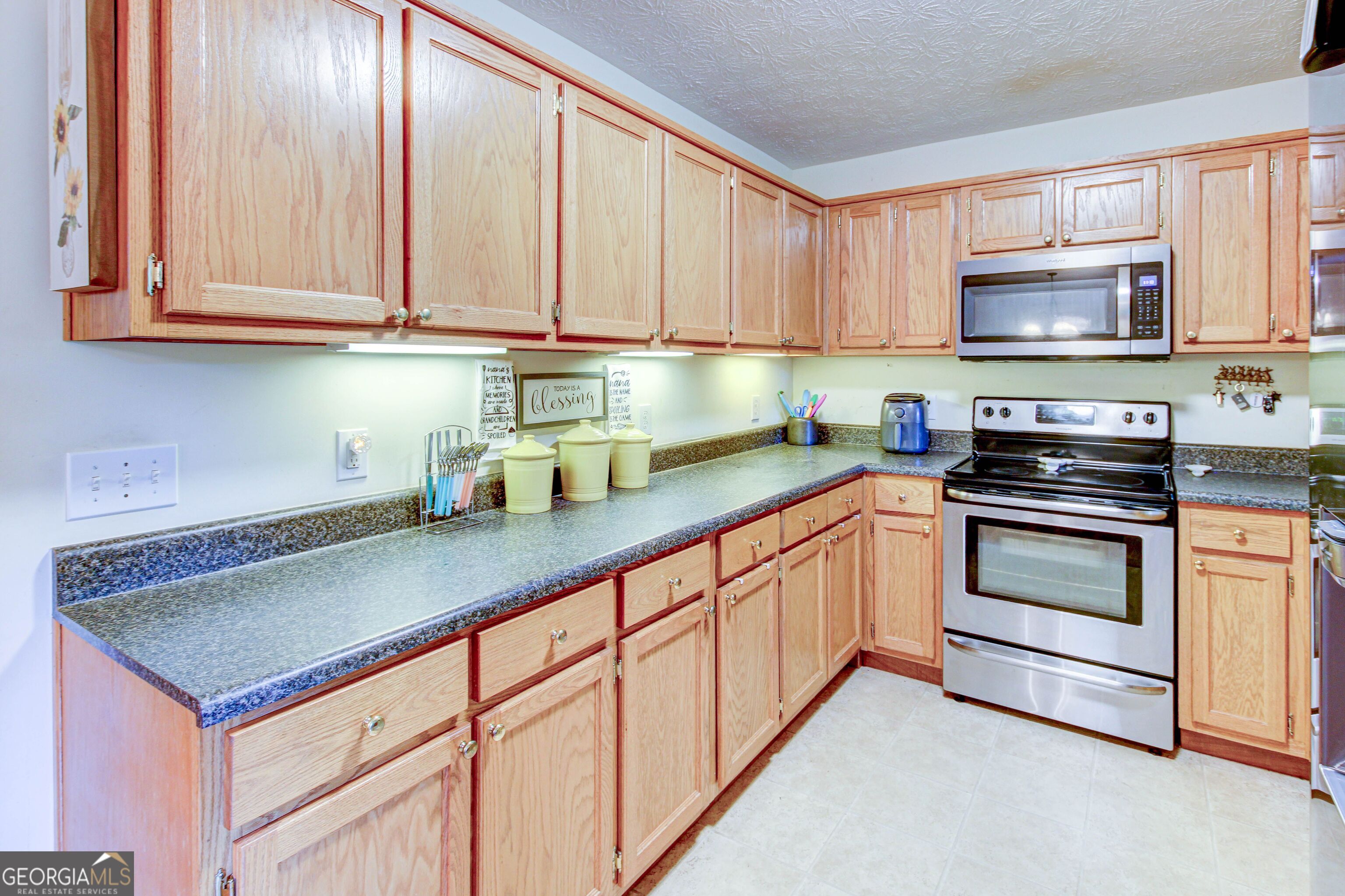 840 Folds Road Property Photo 7