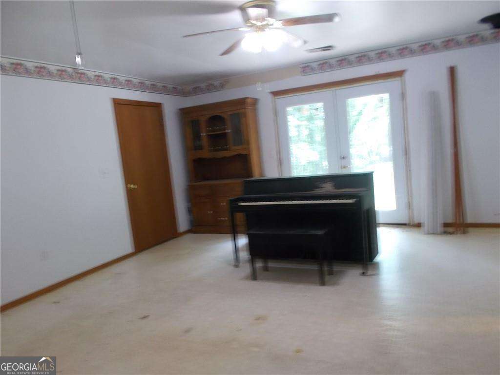 434 Old Jones Road Property Photo 3