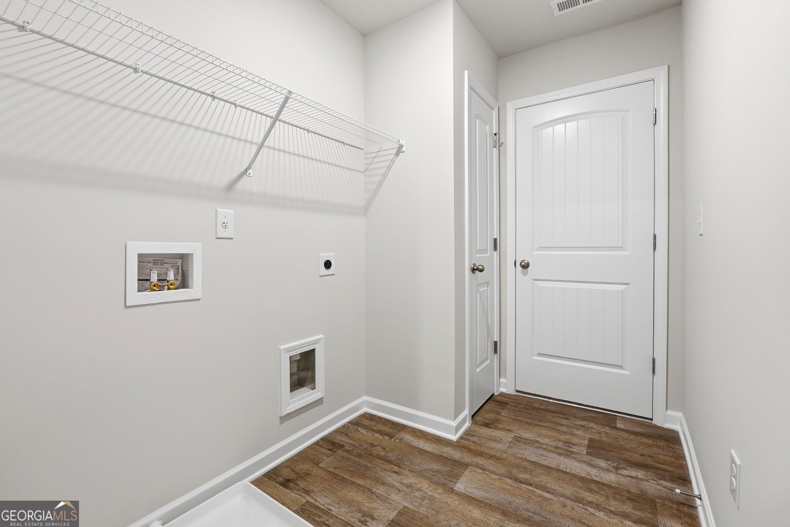 3236 Winding Waters Way Property Photo 14