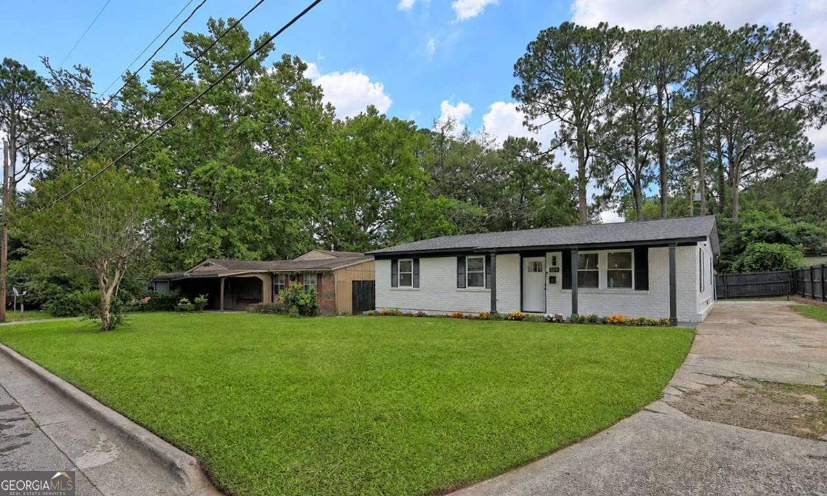 1217 E 34th Street Property Photo 3