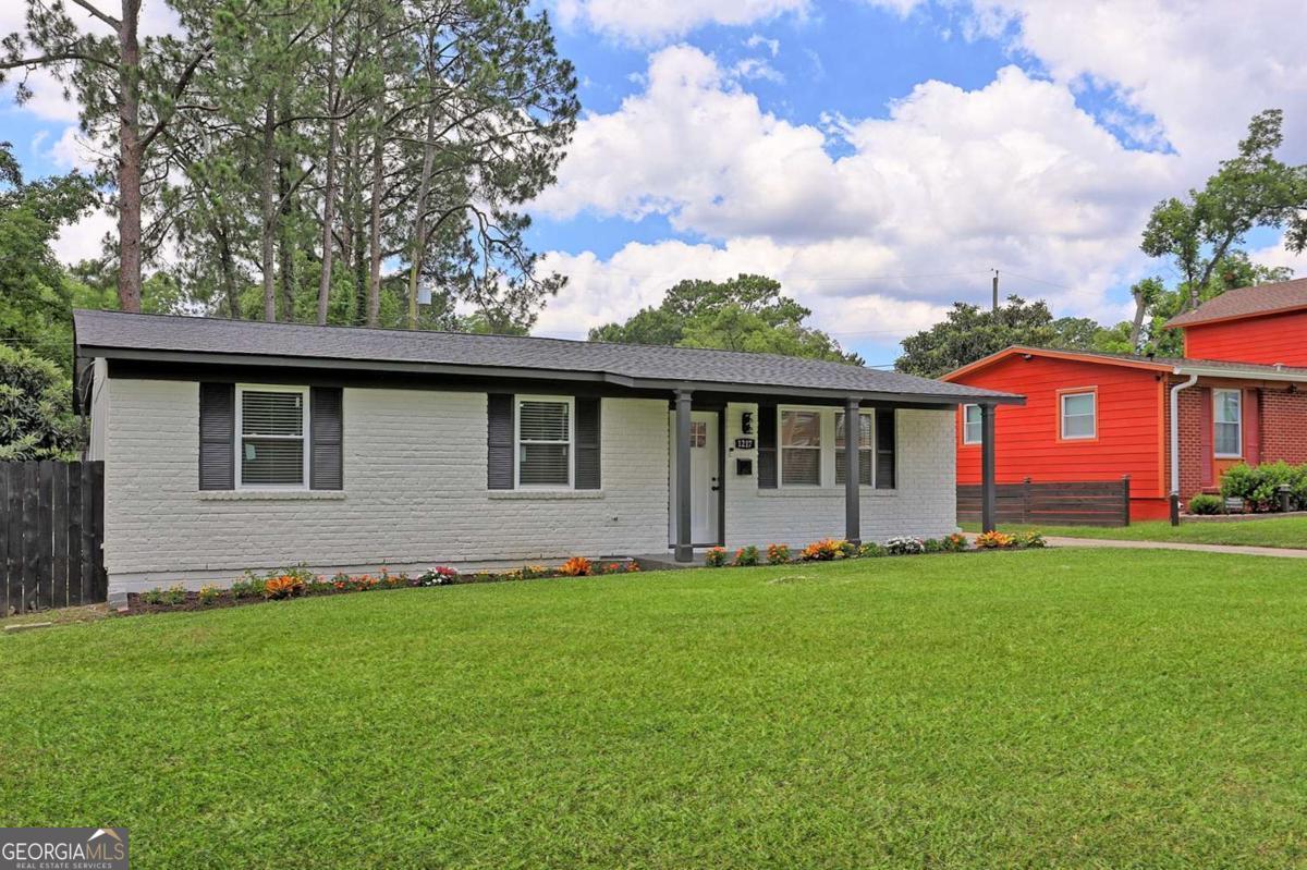 1217 E 34th Street Property Photo 4