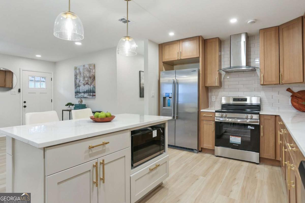 1217 E 34th Street Property Photo 16