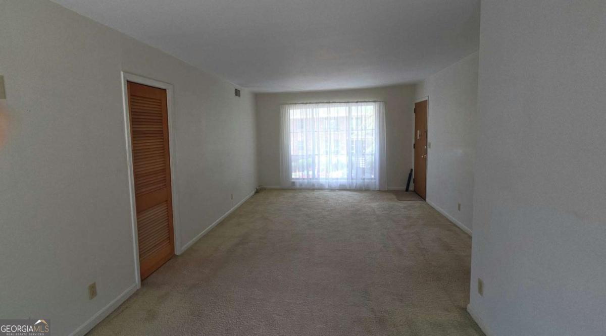 510 Coventry Road # 5d Property Photo 4