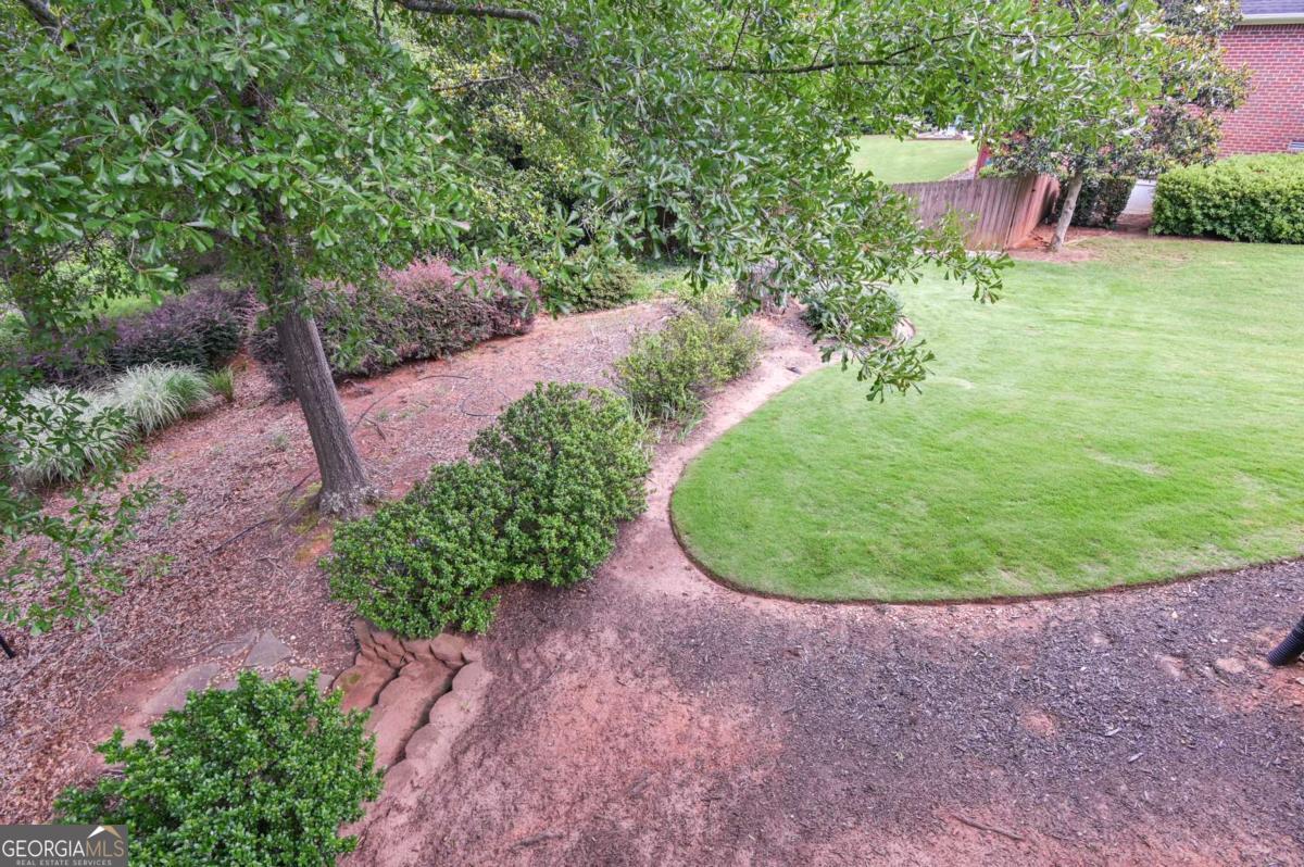 645 Saint Ives Drive Property Photo 13