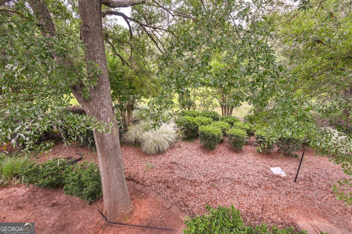 645 Saint Ives Drive Property Photo 14