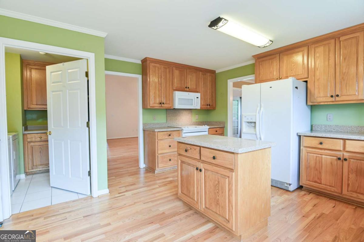 645 Saint Ives Drive Property Photo 25