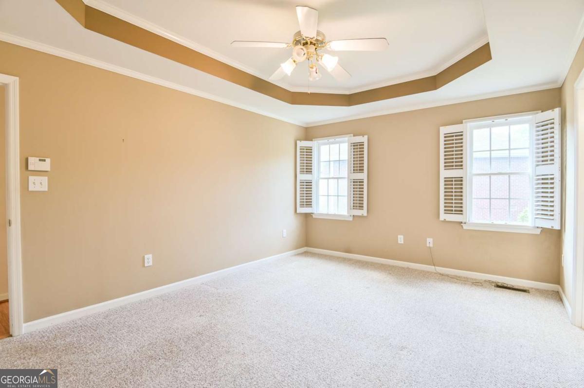 645 Saint Ives Drive Property Photo 32